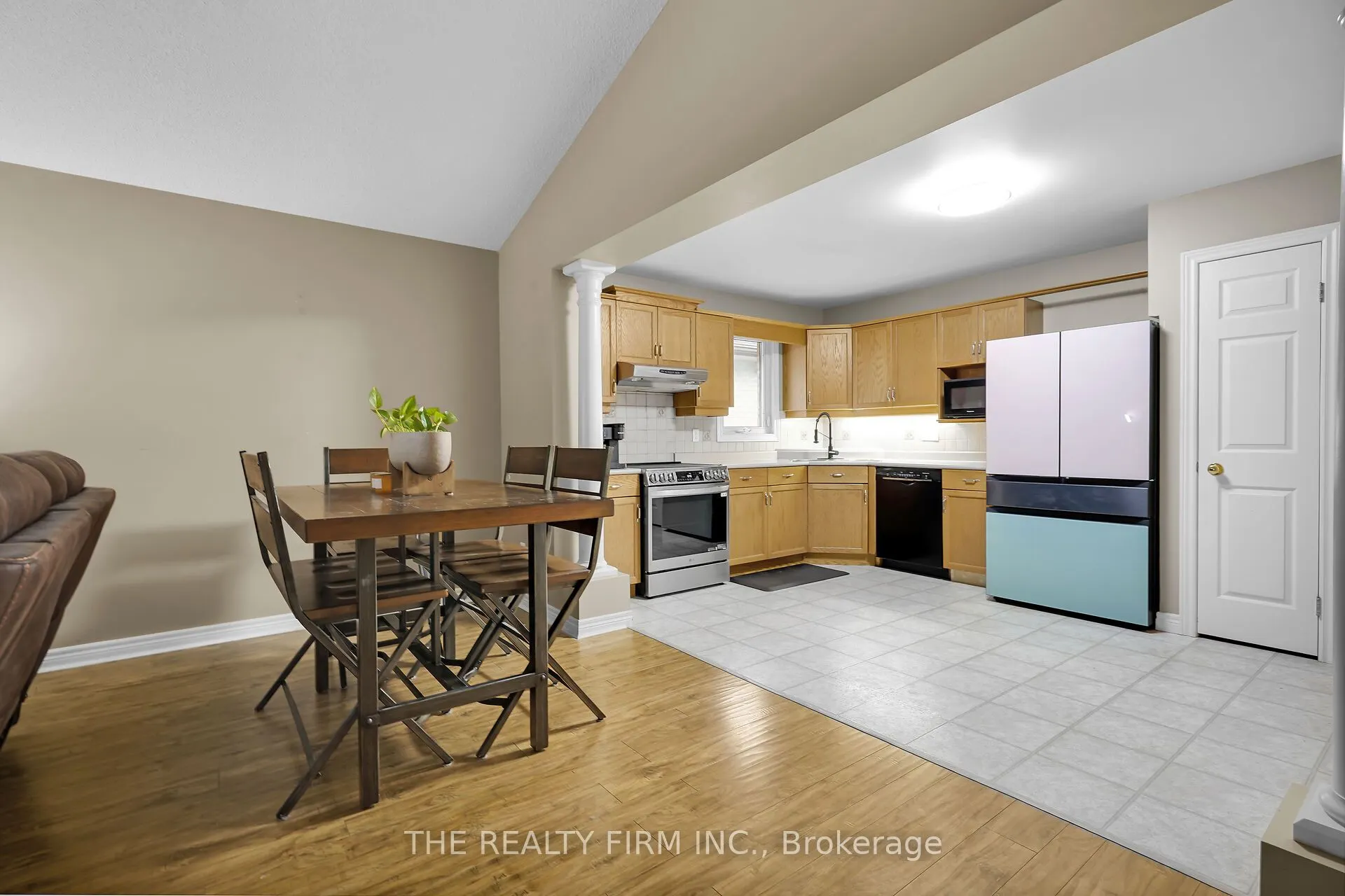 20 Windemere Place, #17