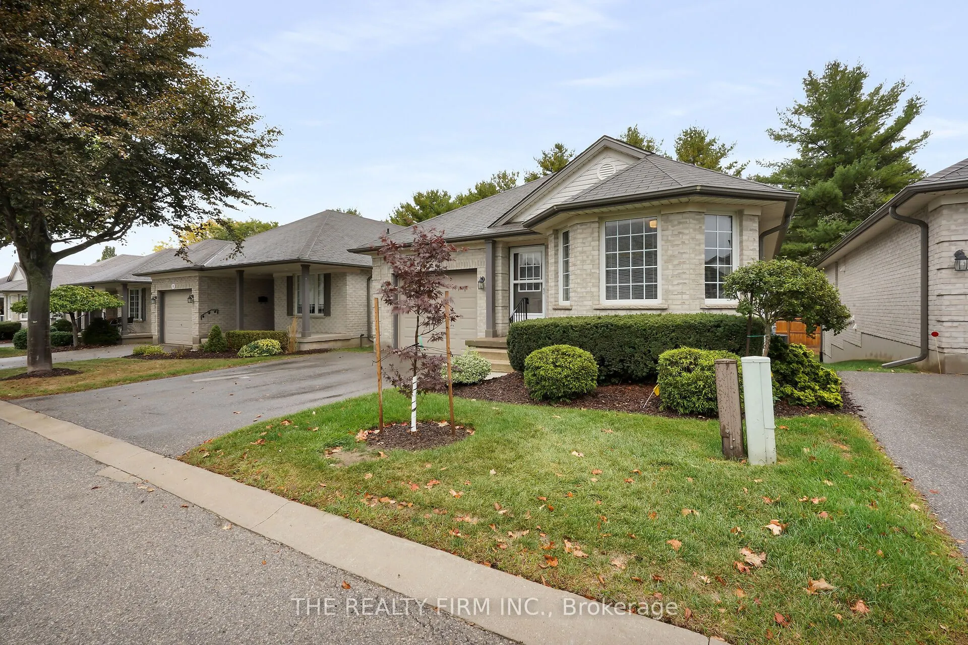 20 Windemere Place, #17