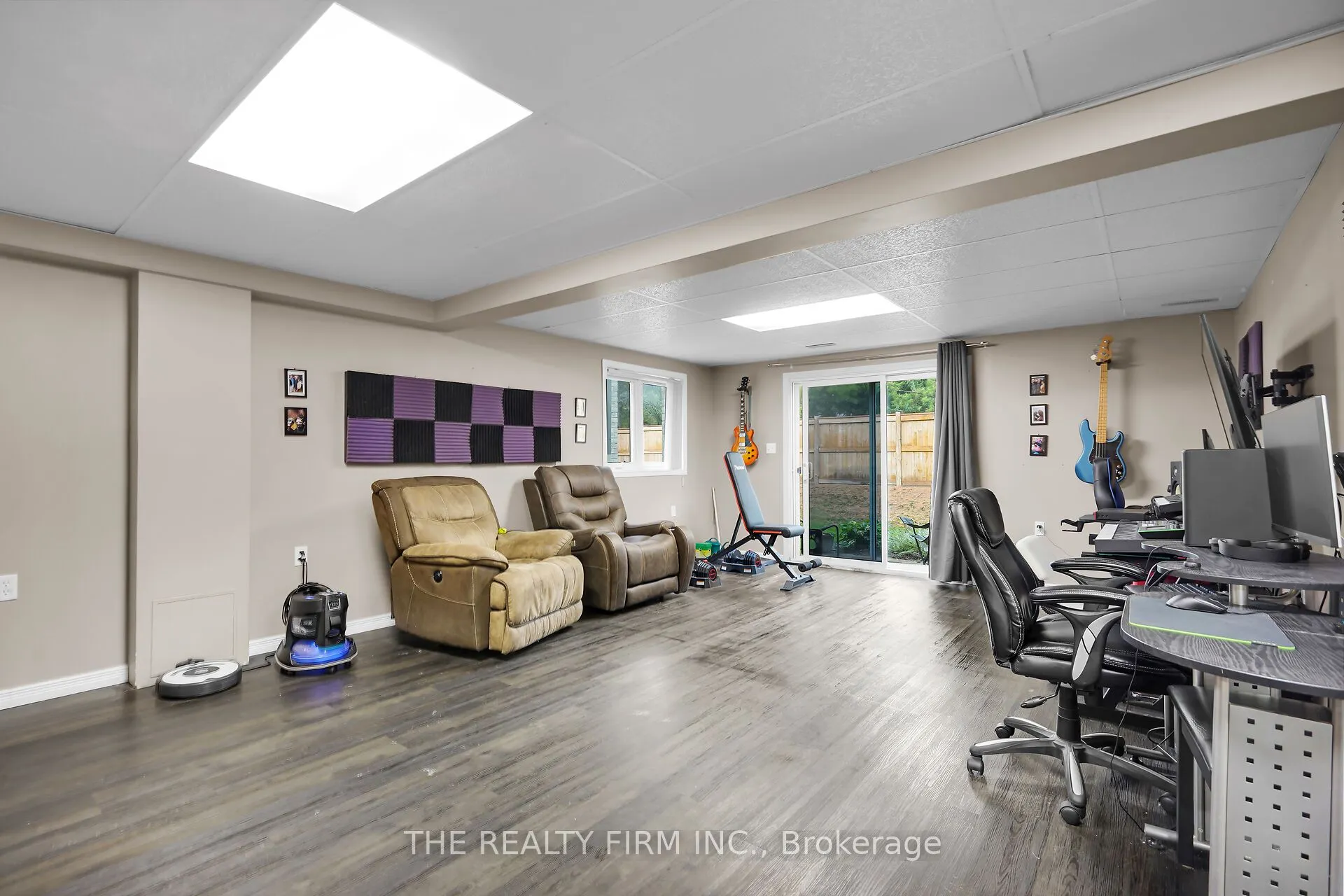 20 Windemere Place, #17