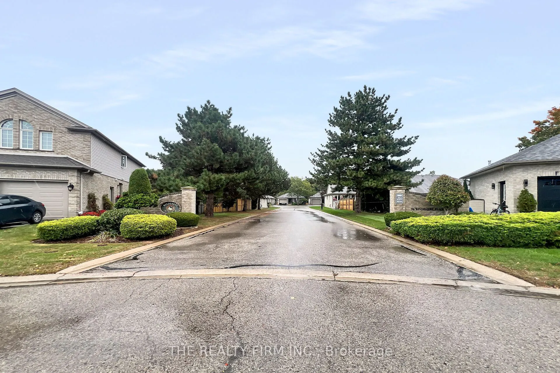 20 Windemere Place, #17