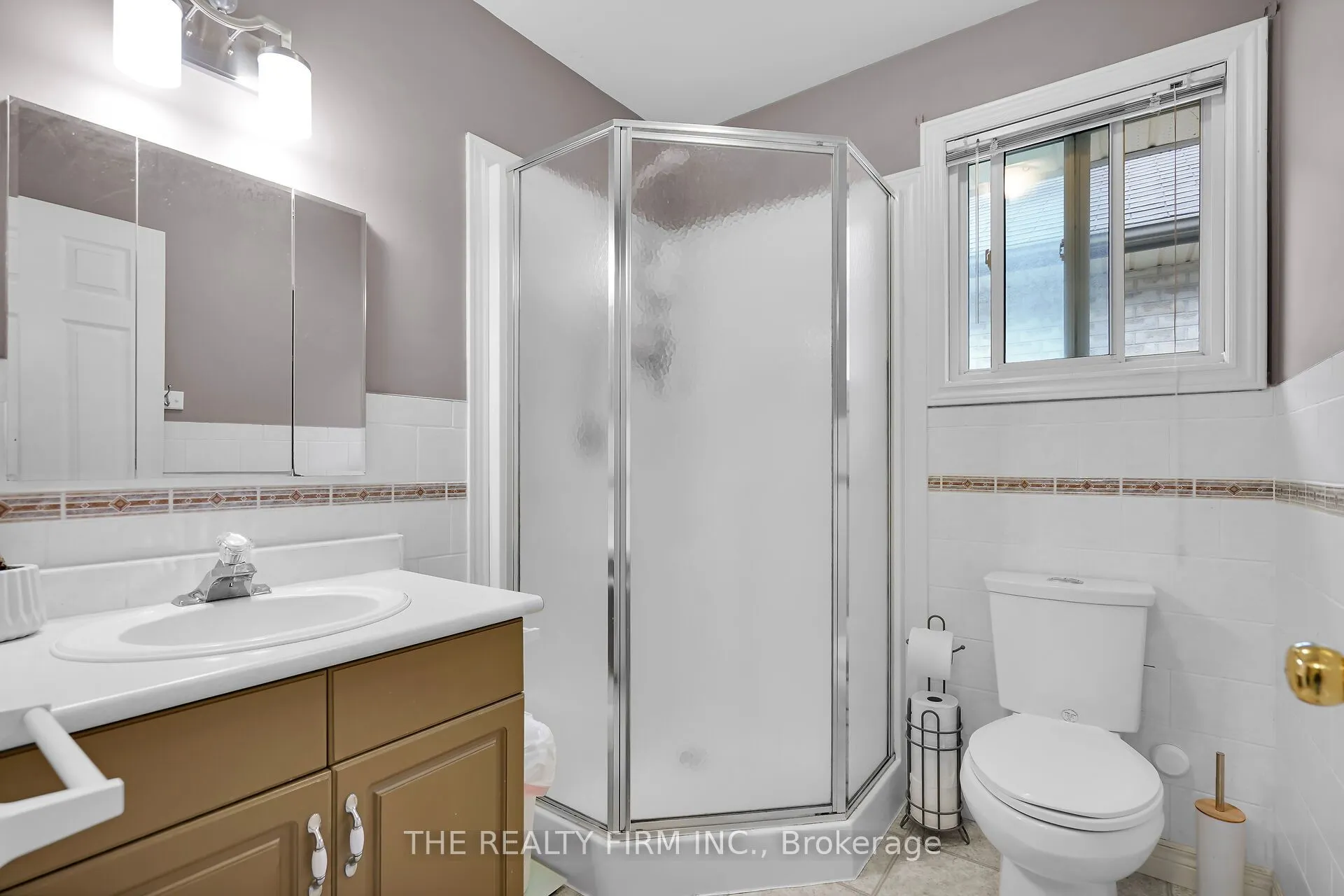 20 Windemere Place, #17