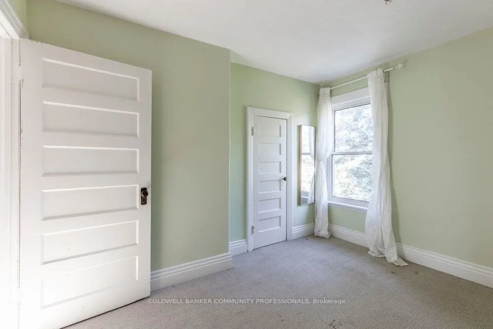627 Eramosa Road