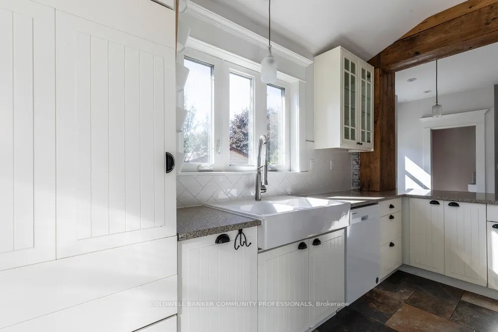 627 Eramosa Road