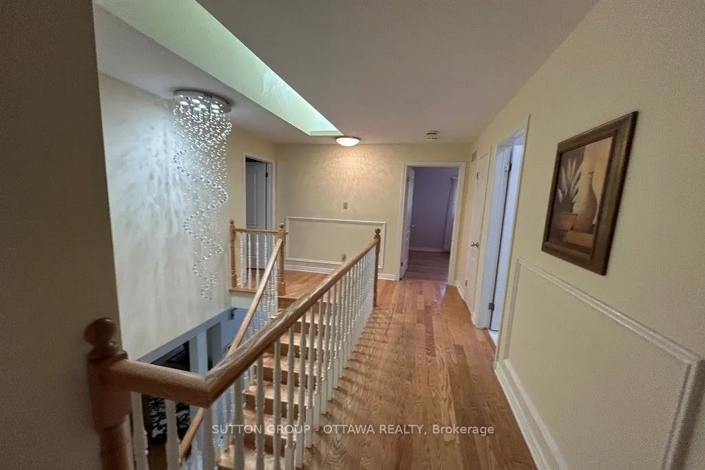 32 Cellini Court W