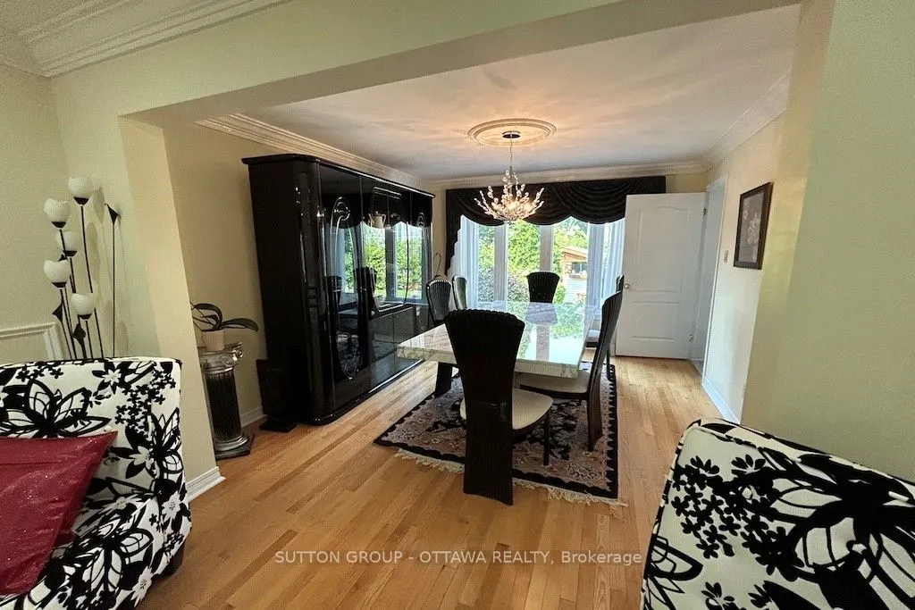 32 Cellini Court W