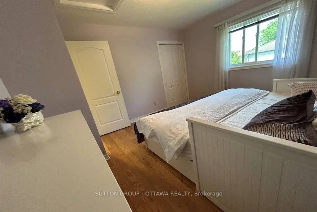32 Cellini Court W