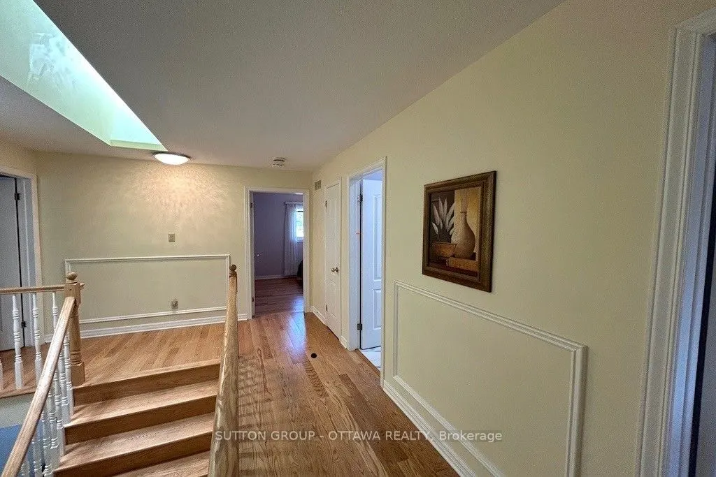 32 Cellini Court W