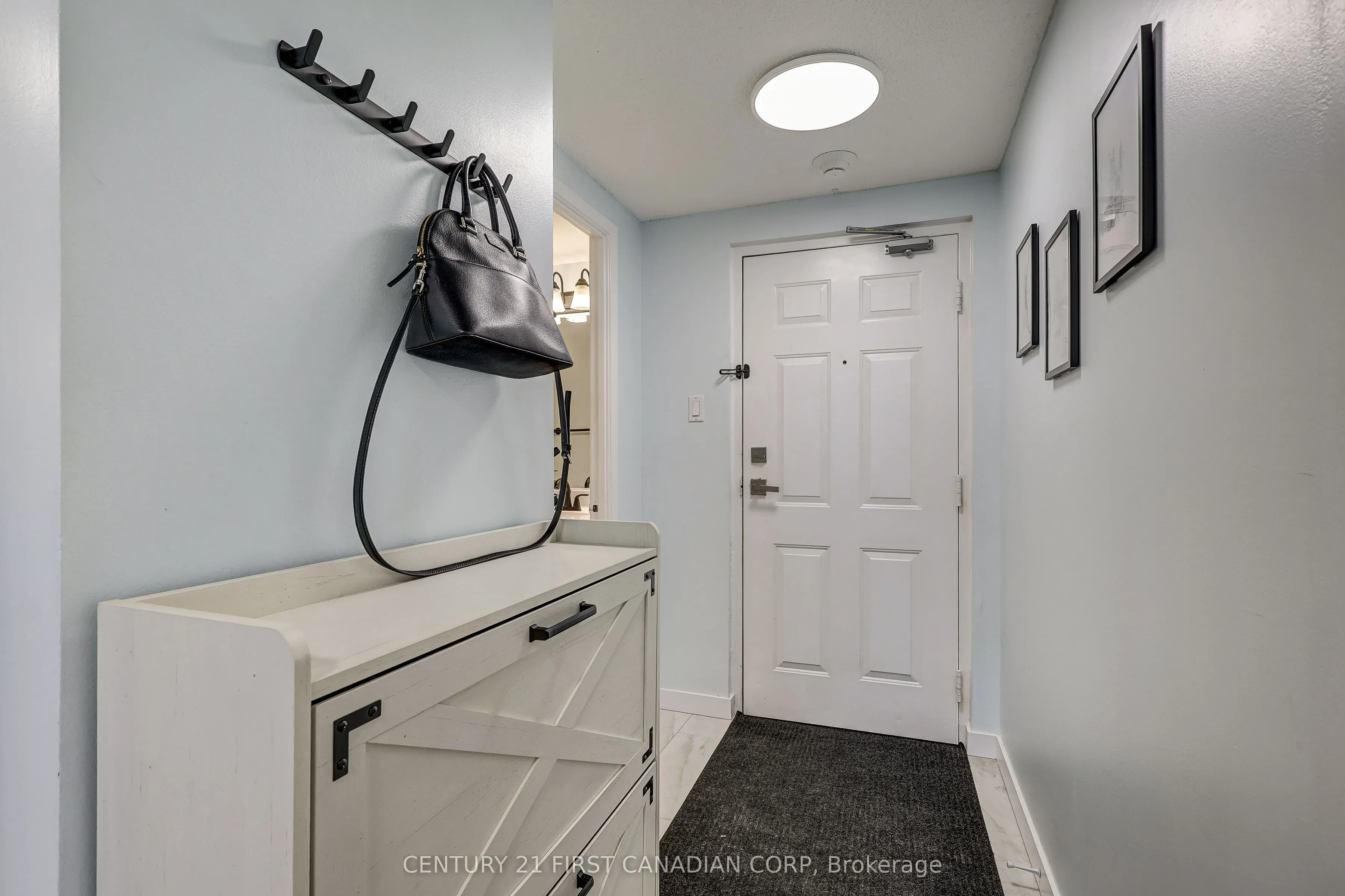 155 Kent Street, #506