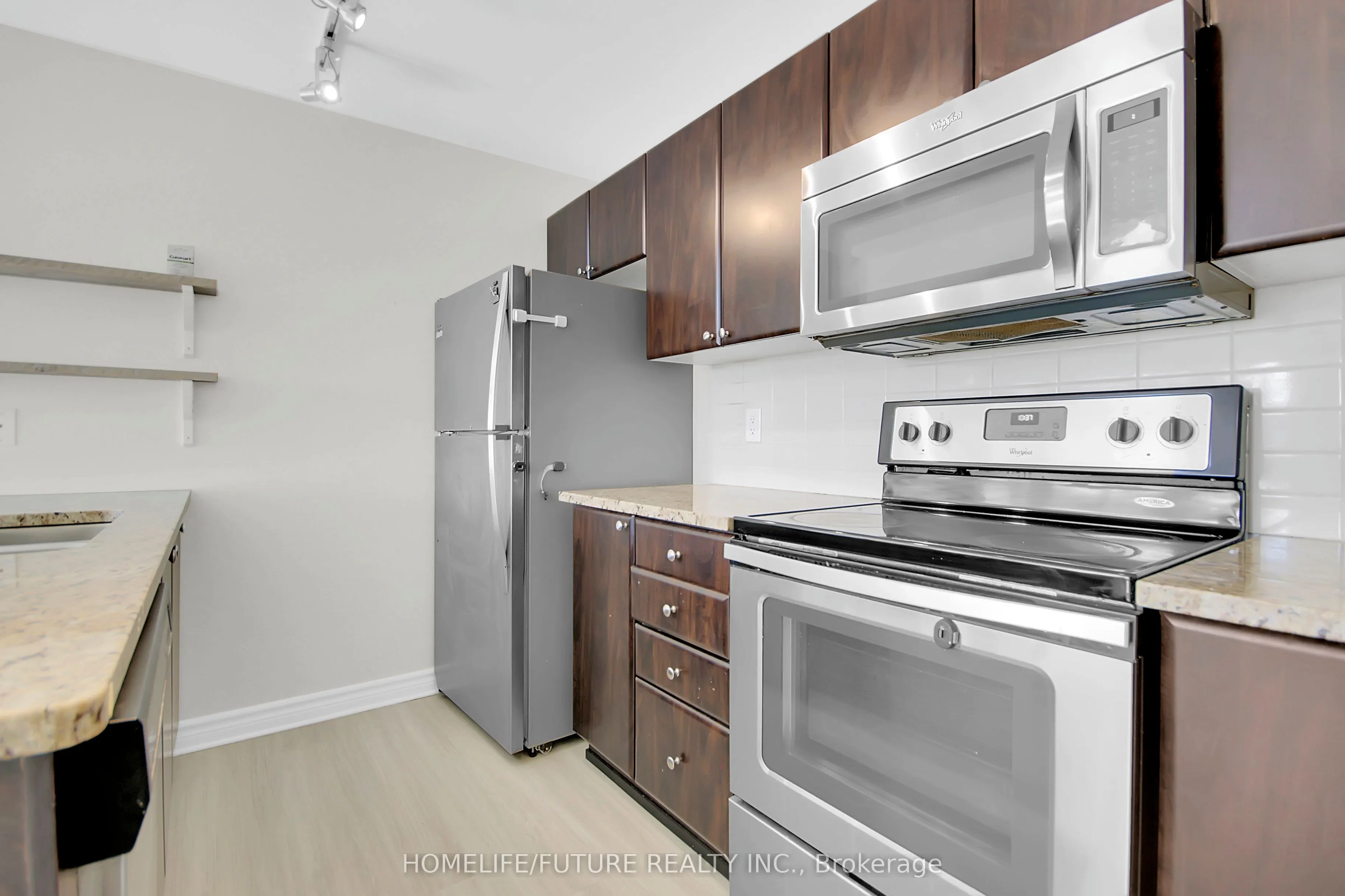 366 Wood Acres Grove, #J