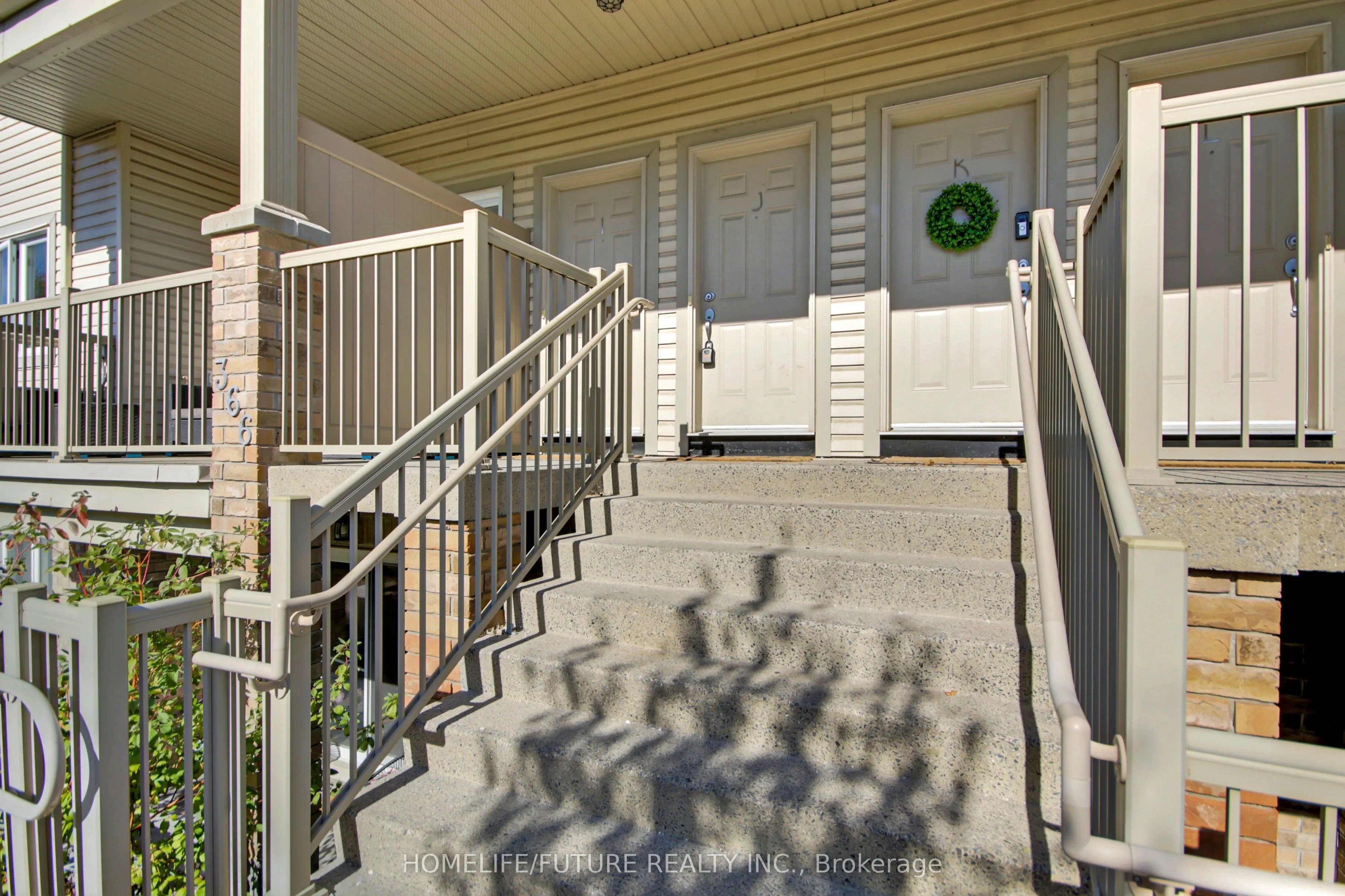366 Wood Acres Grove, #J