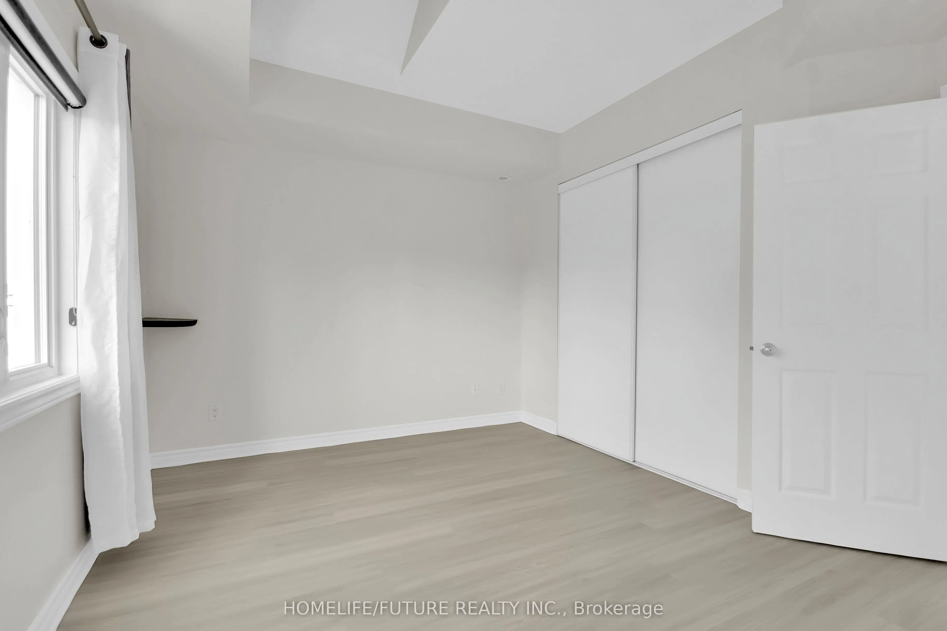 366 Wood Acres Grove, #J