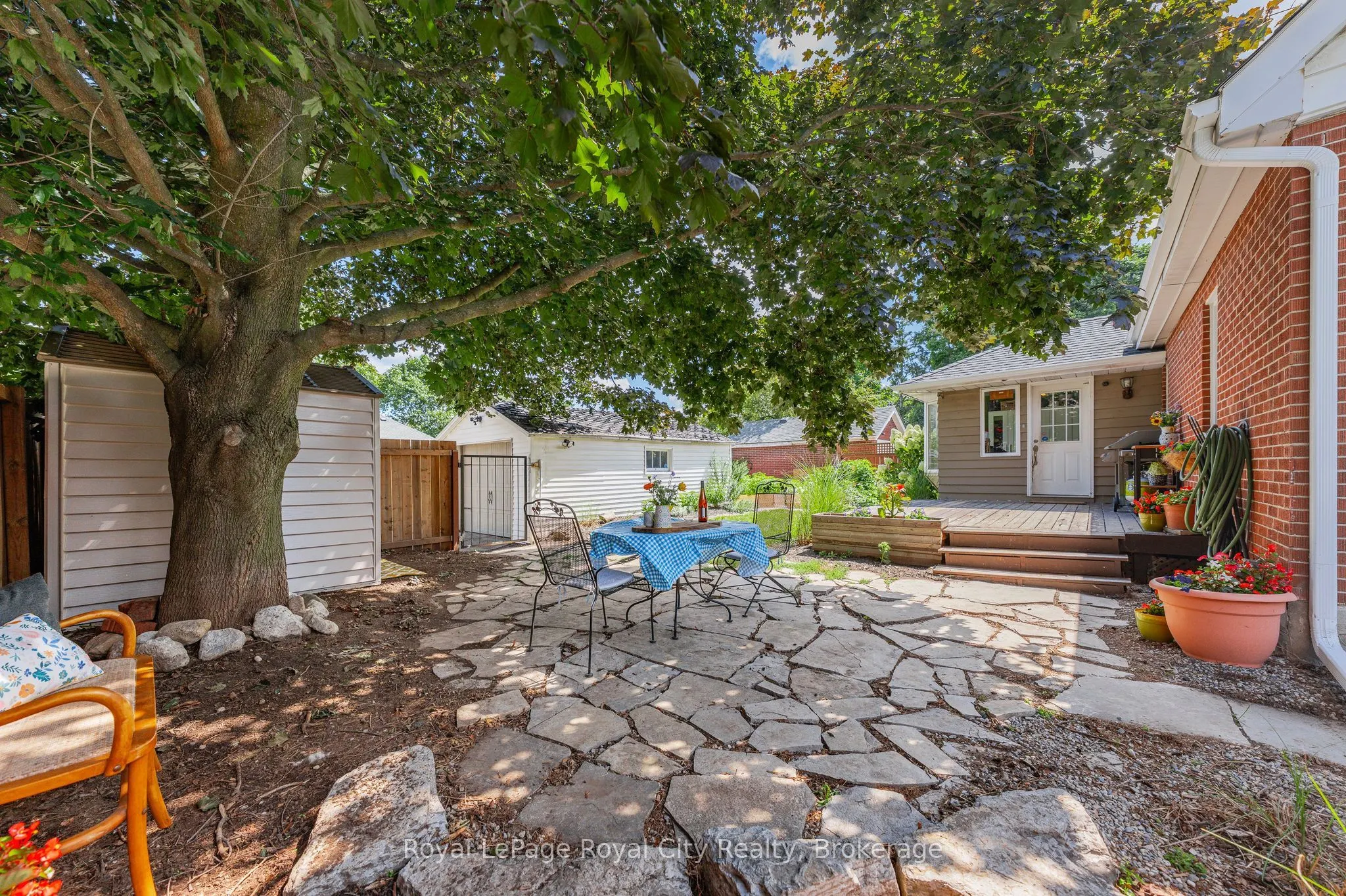 15 Dudhope Avenue