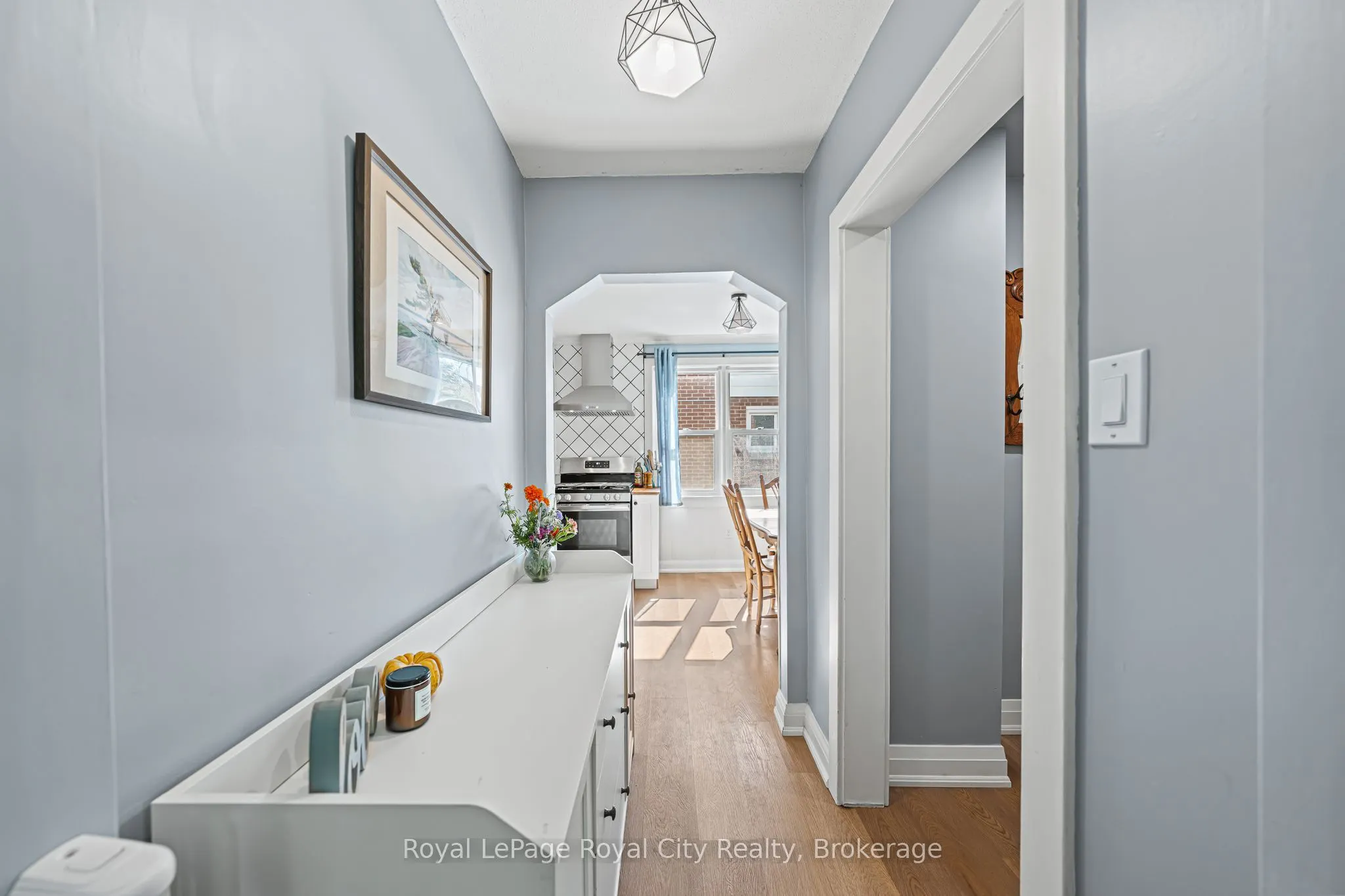 15 Dudhope Avenue