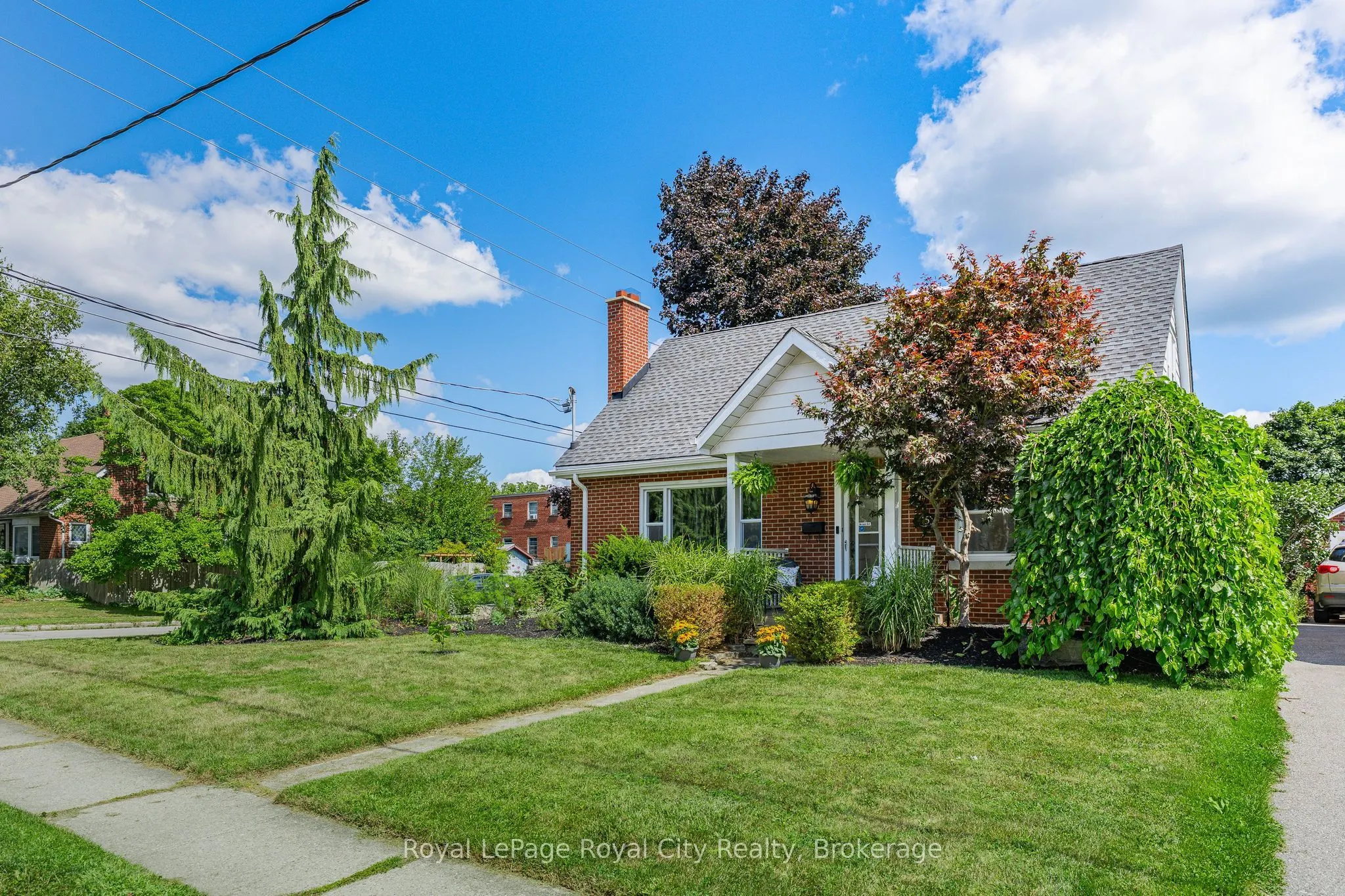 15 Dudhope Avenue