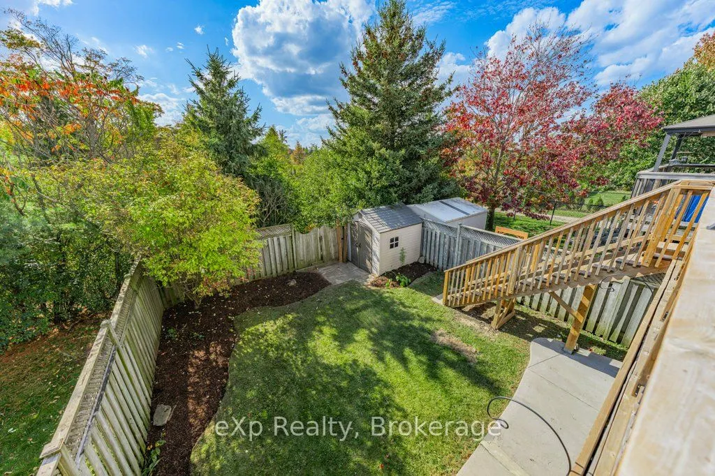 43 Boulder Crescent