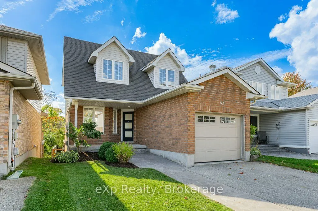 43 Boulder Crescent
