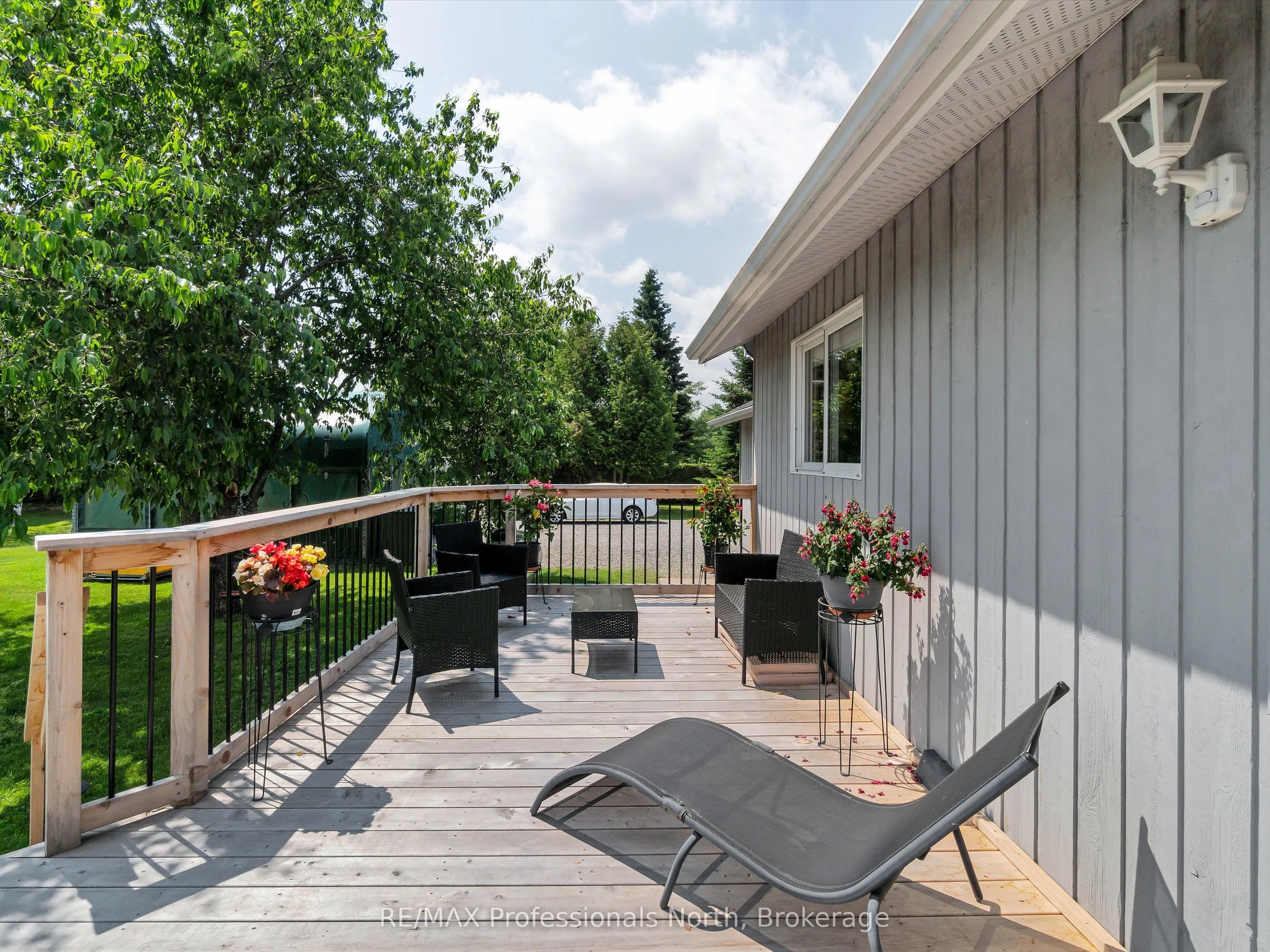 1287 Golden Beach Road