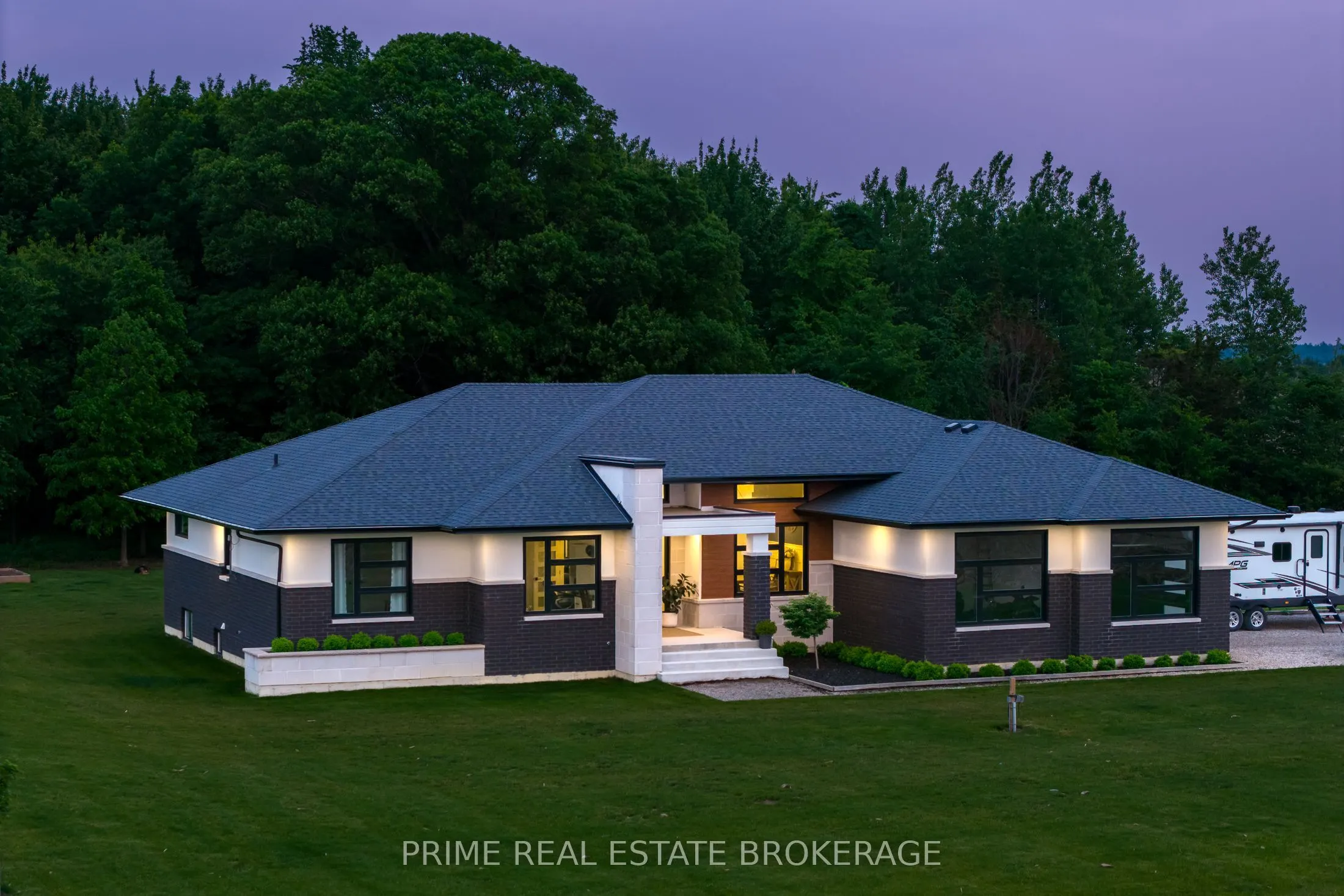 818 Oil Heritage Road