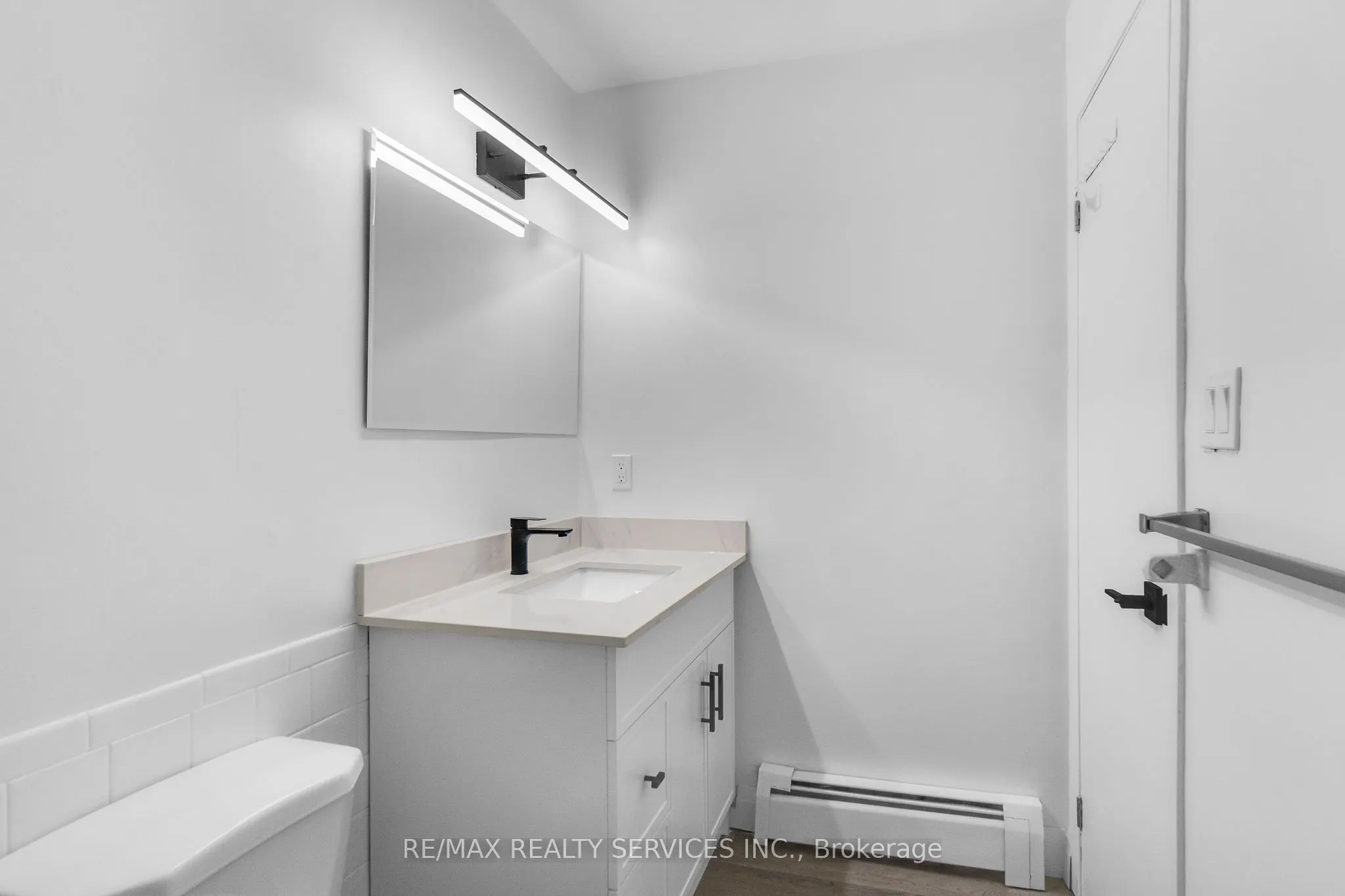 4218 Portage Road, #304