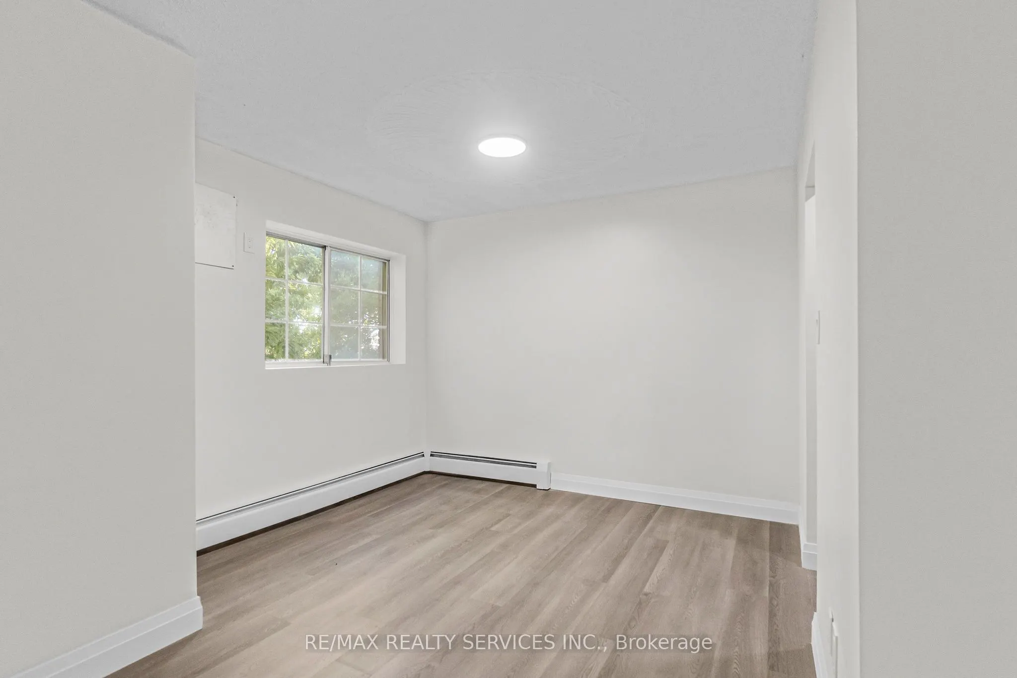 4218 Portage Road, #304