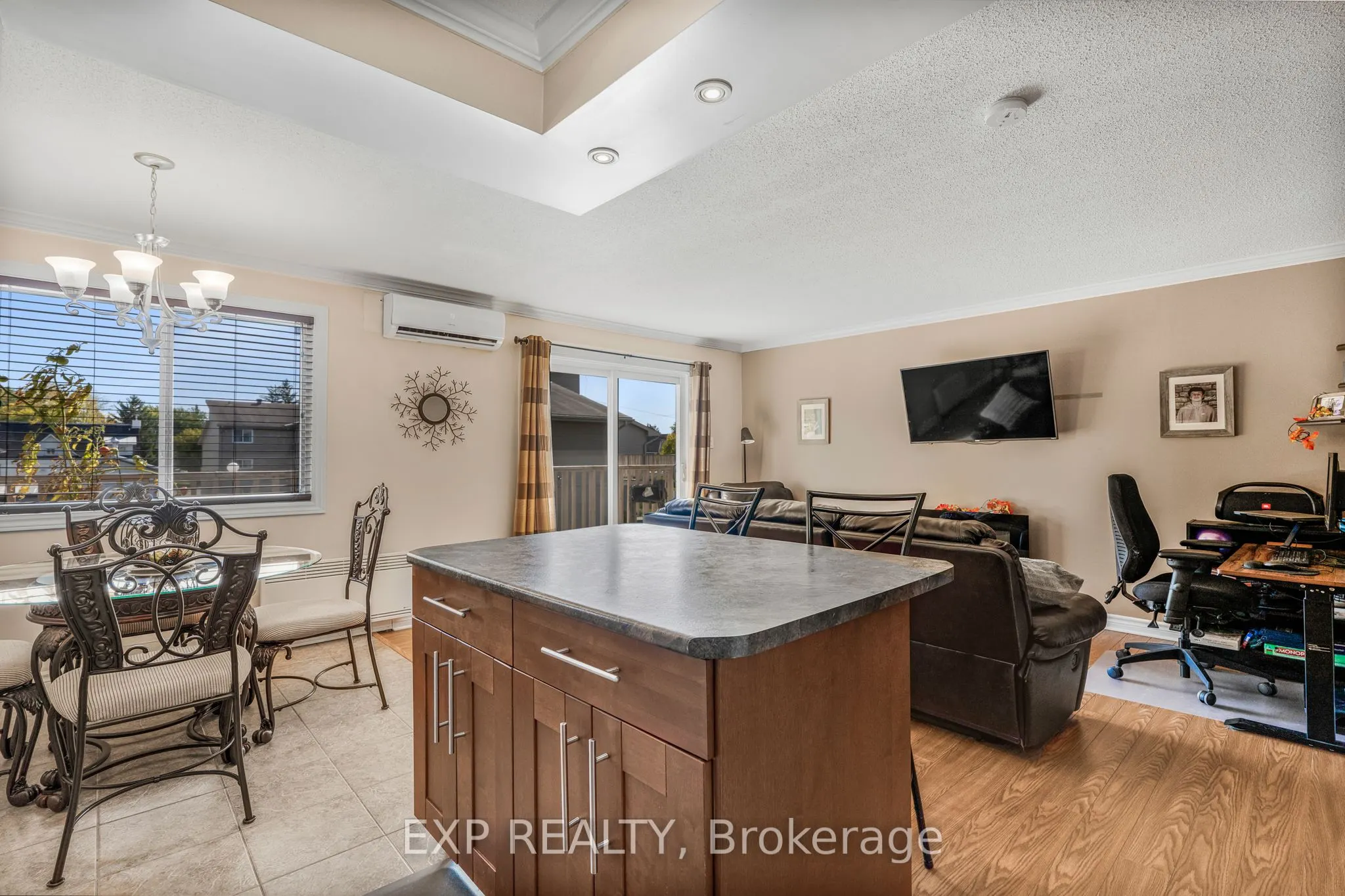 776 St Jean Street, #8