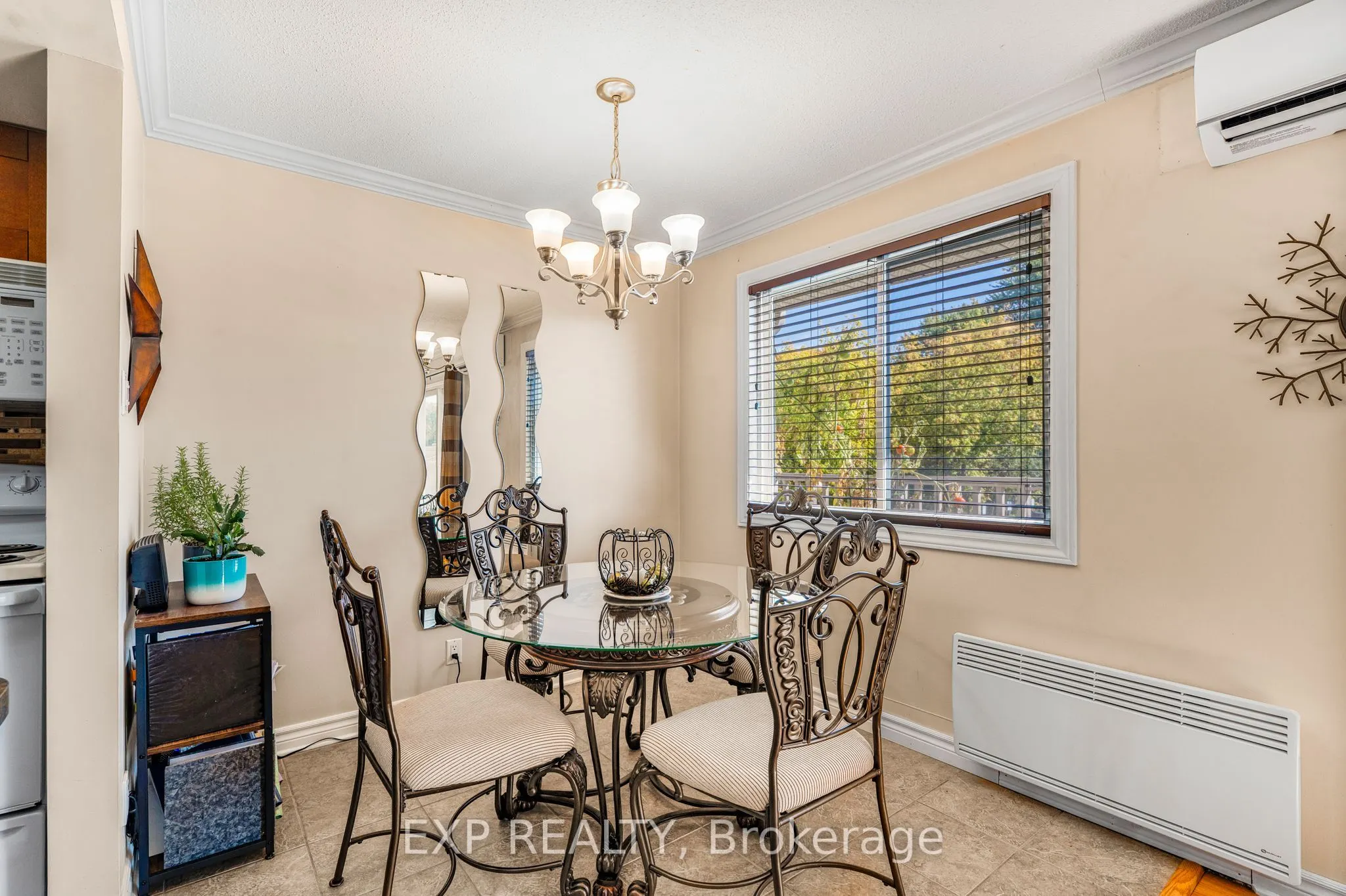 776 St Jean Street, #8