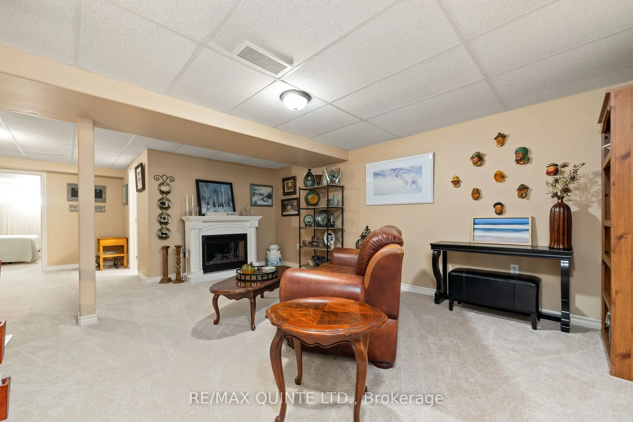 24 Gracefield Lane