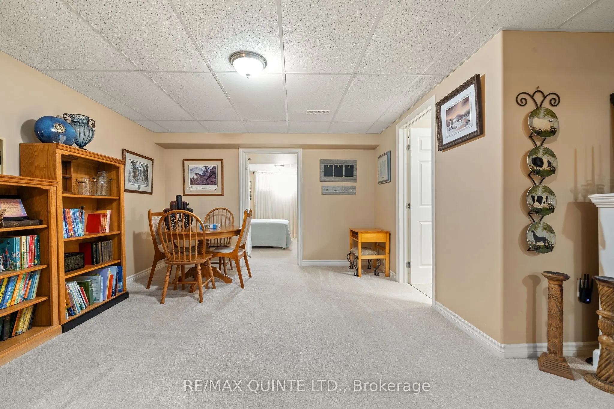 24 Gracefield Lane