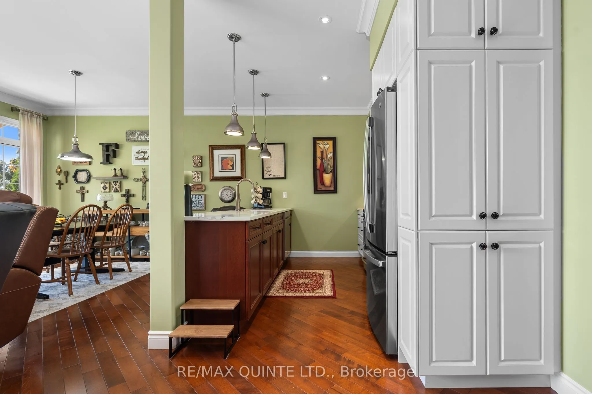 24 Gracefield Lane