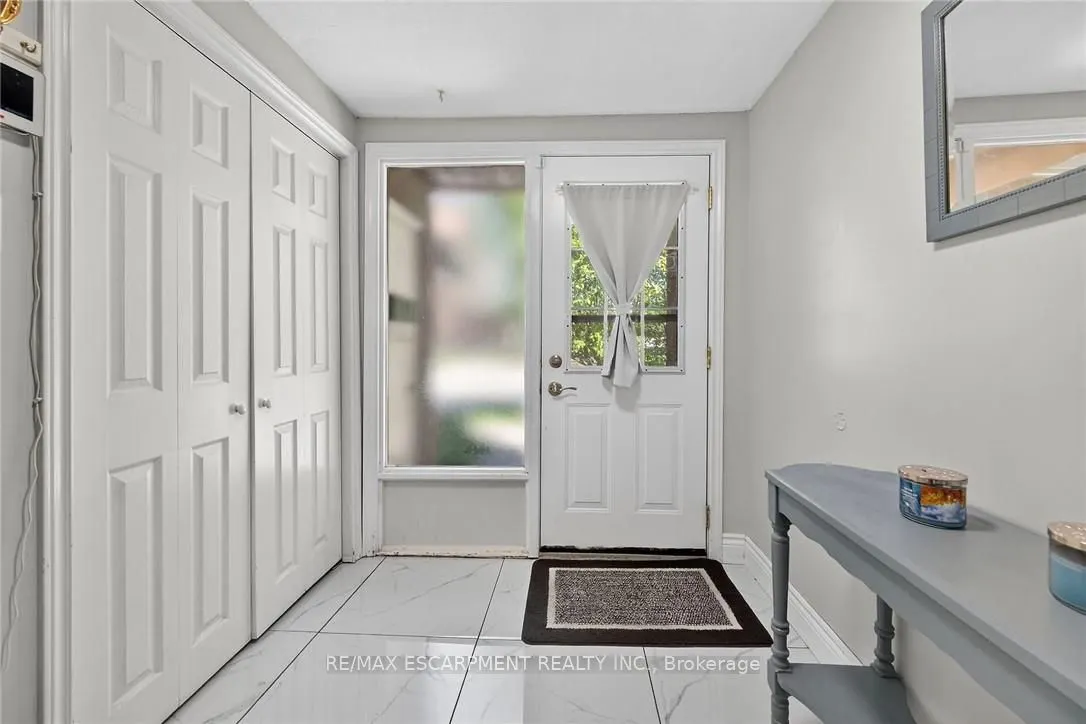 500 STONE CHURCH Road W, #F8