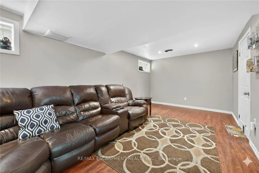 500 STONE CHURCH Road W, #F8