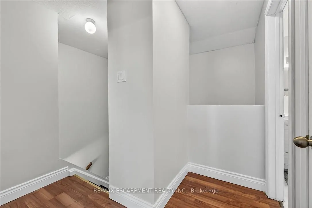 500 STONE CHURCH Road W, #F8