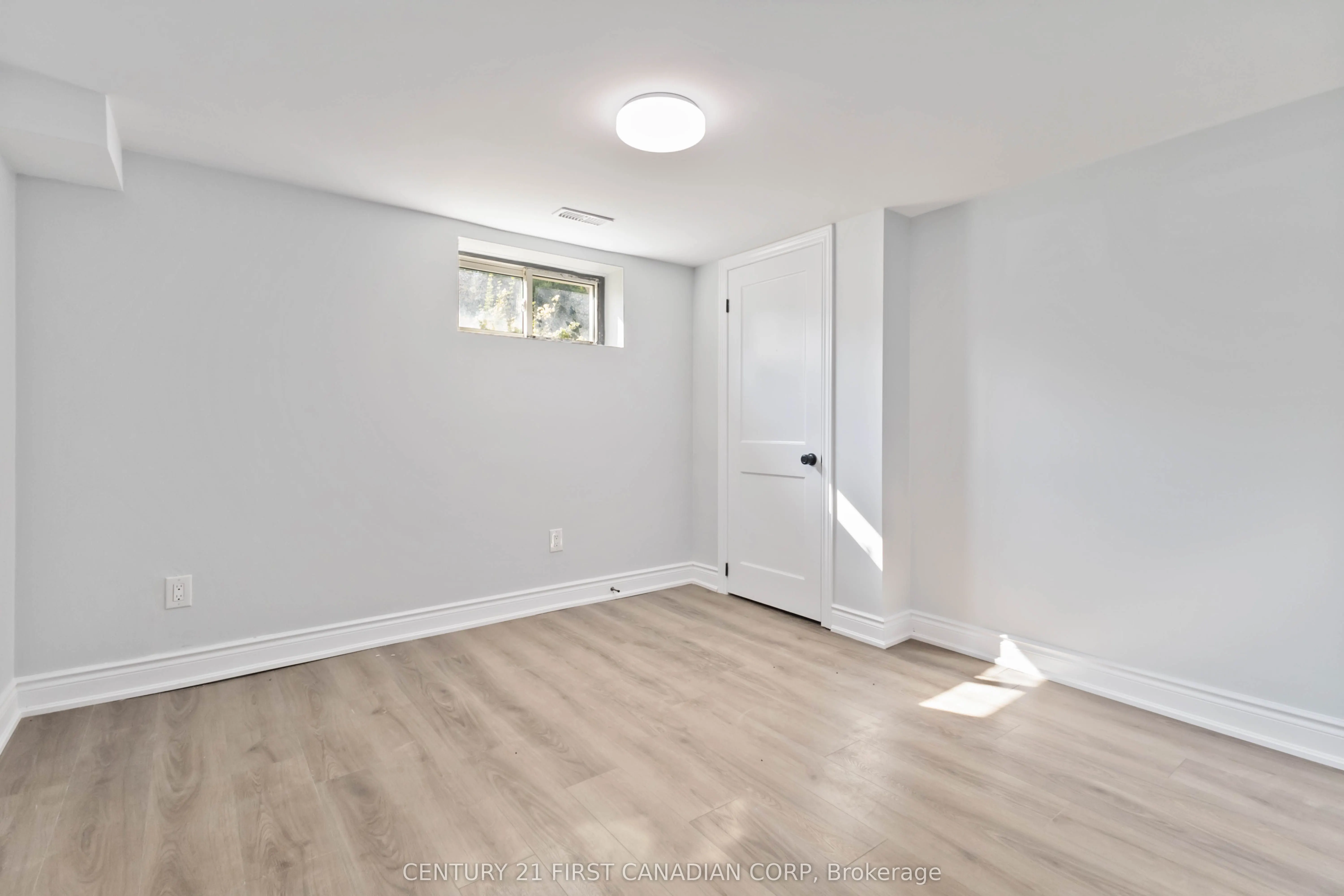 122 Windsor Crescent