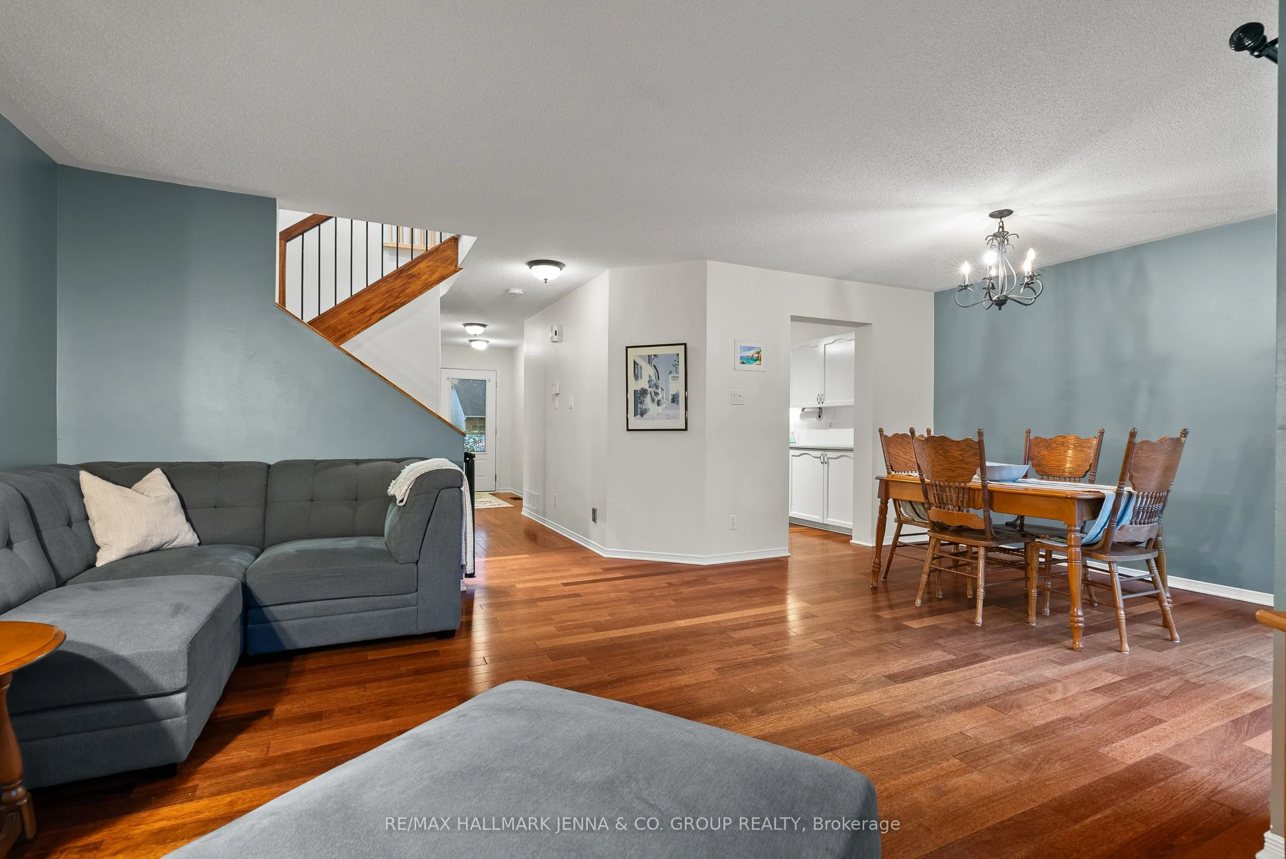 364 Stoneway Drive