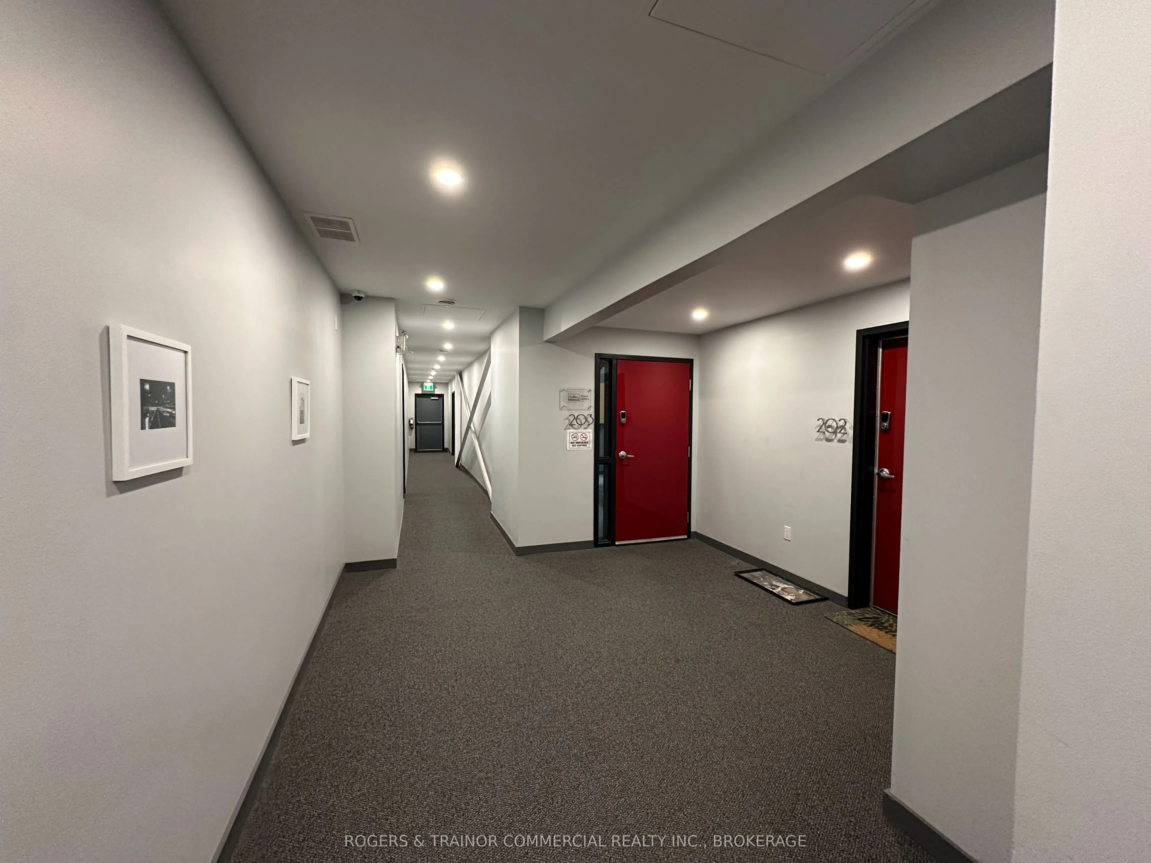 27 Place D'Armes, ##203 & #204