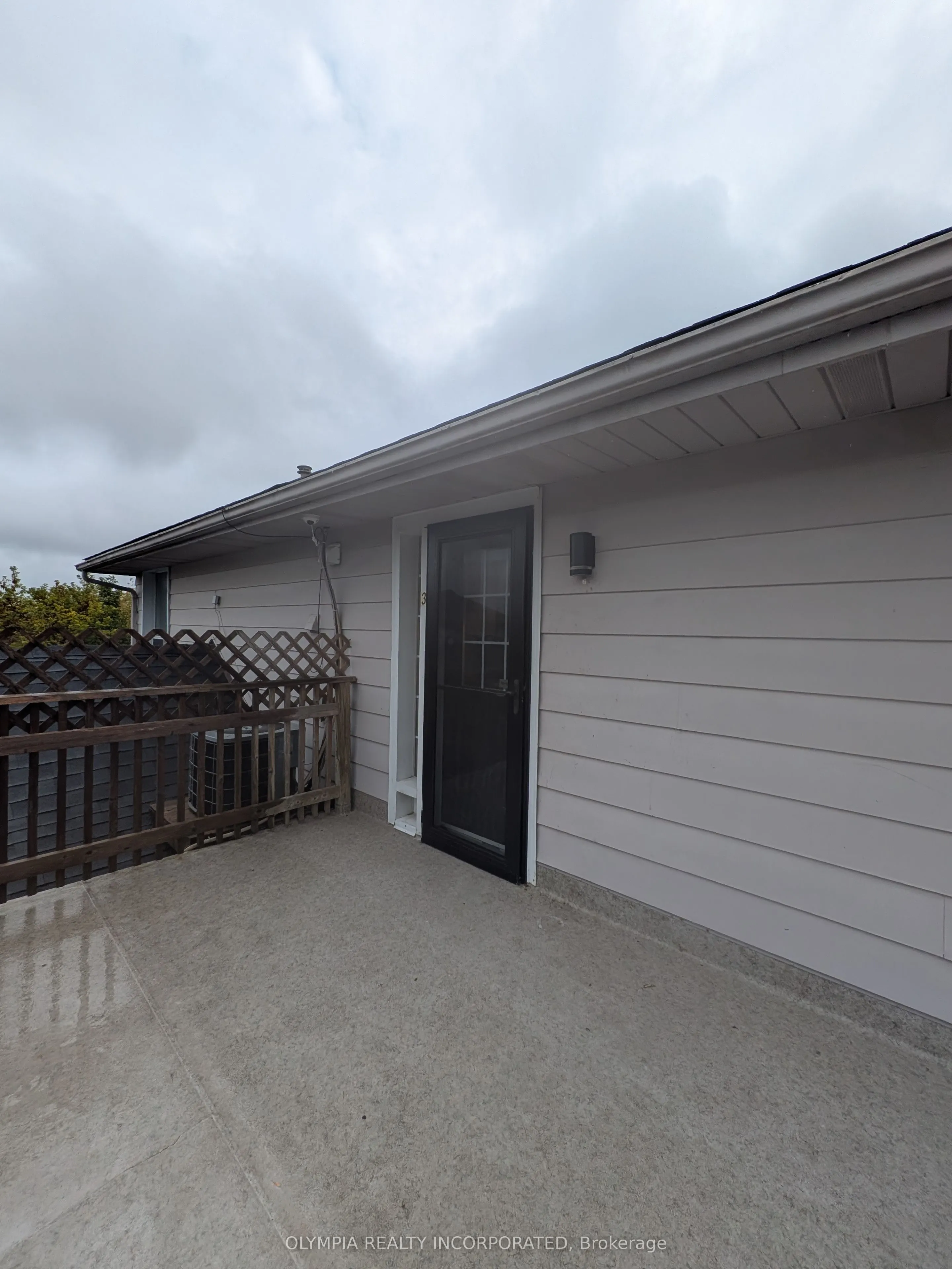 5602 George Street, #3