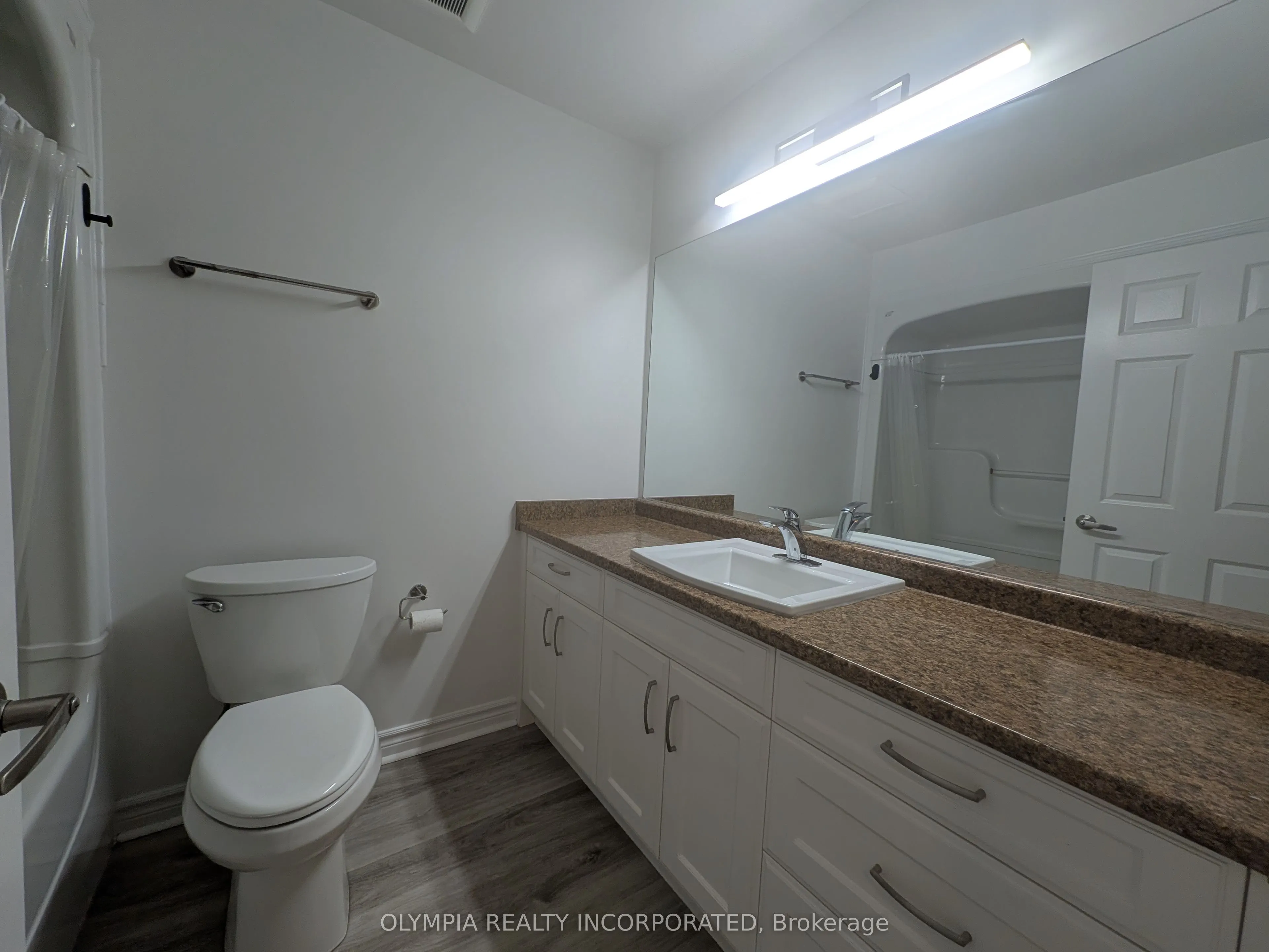 5602 George Street, #3