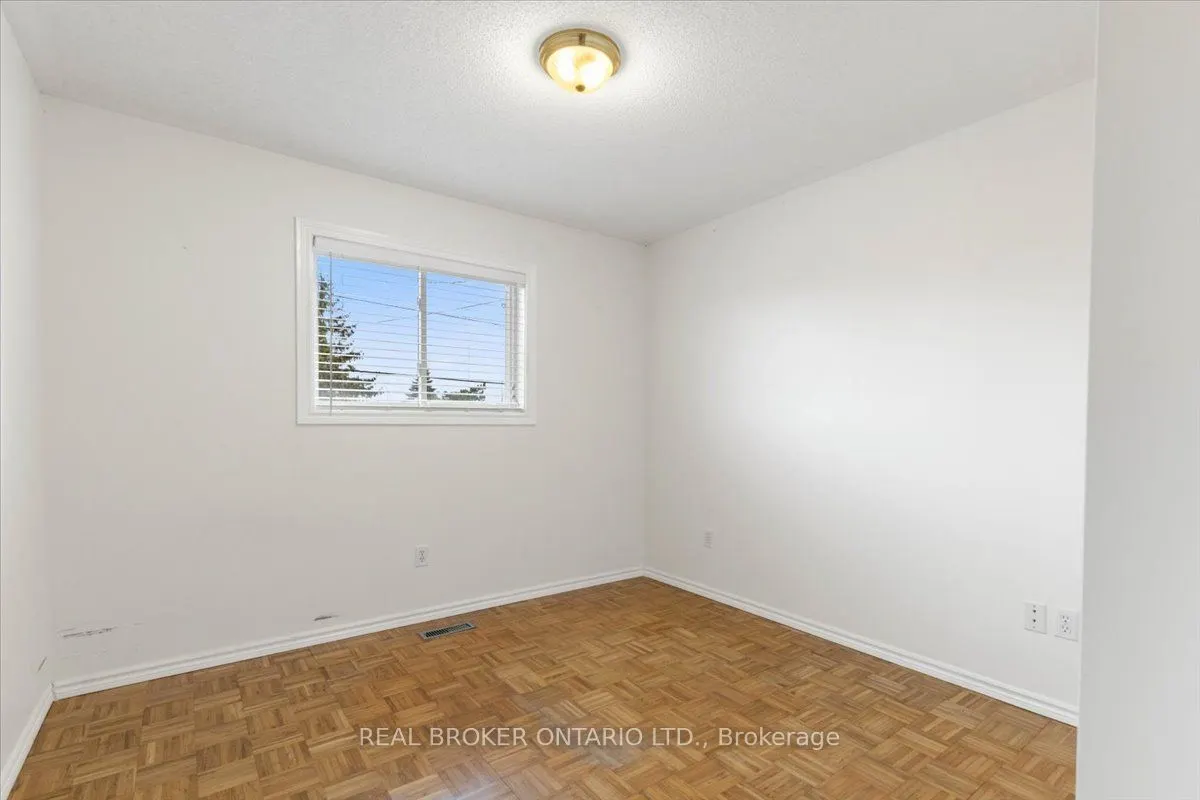 256 Cannifton Road N