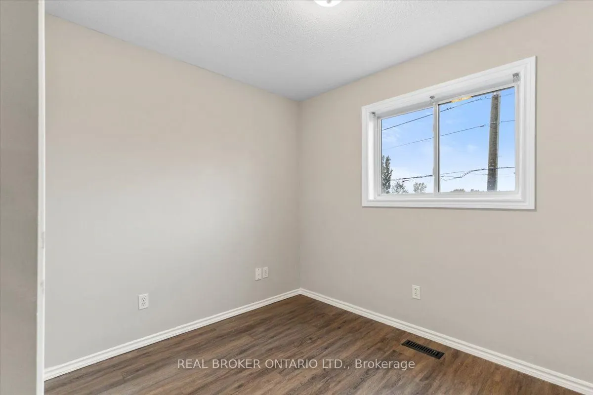 256 Cannifton Road N