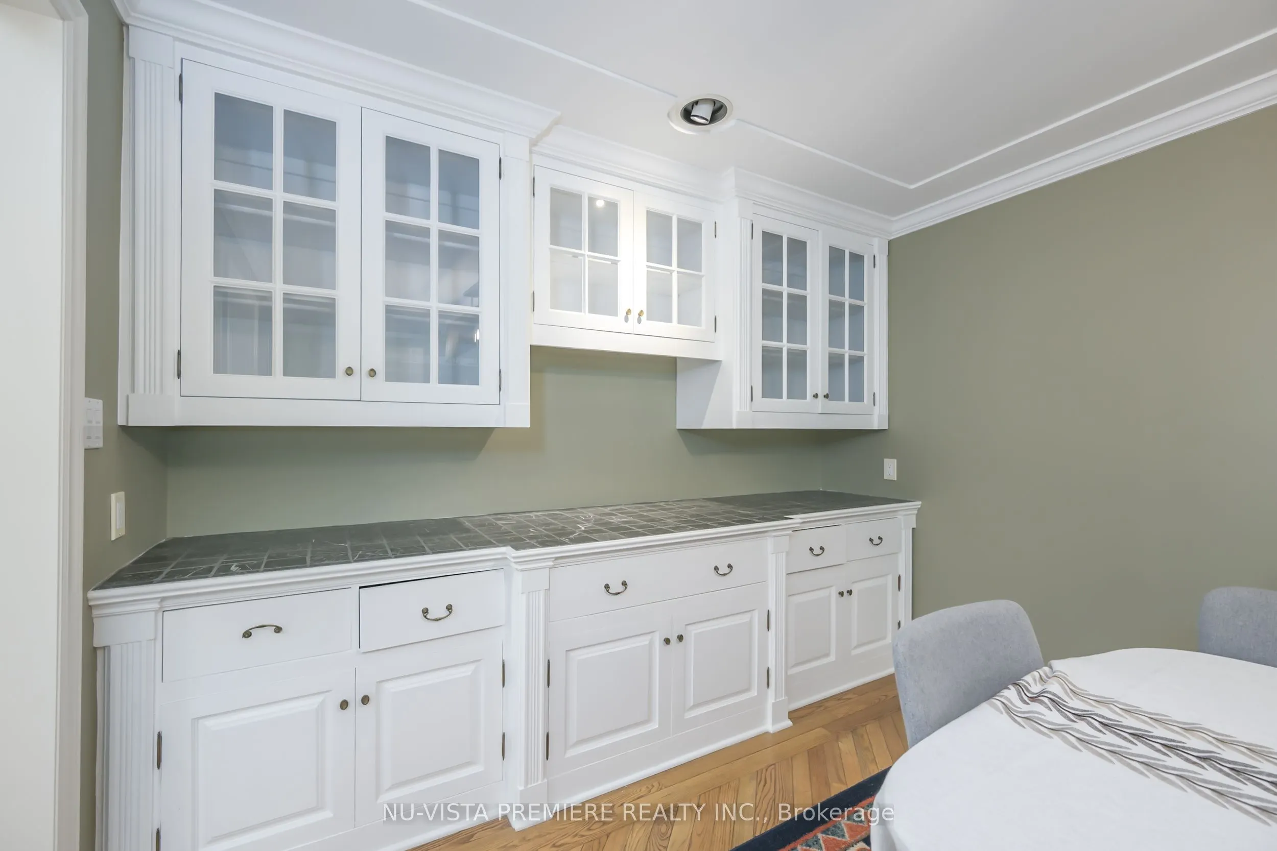 237 Castlegrove Boulevard
