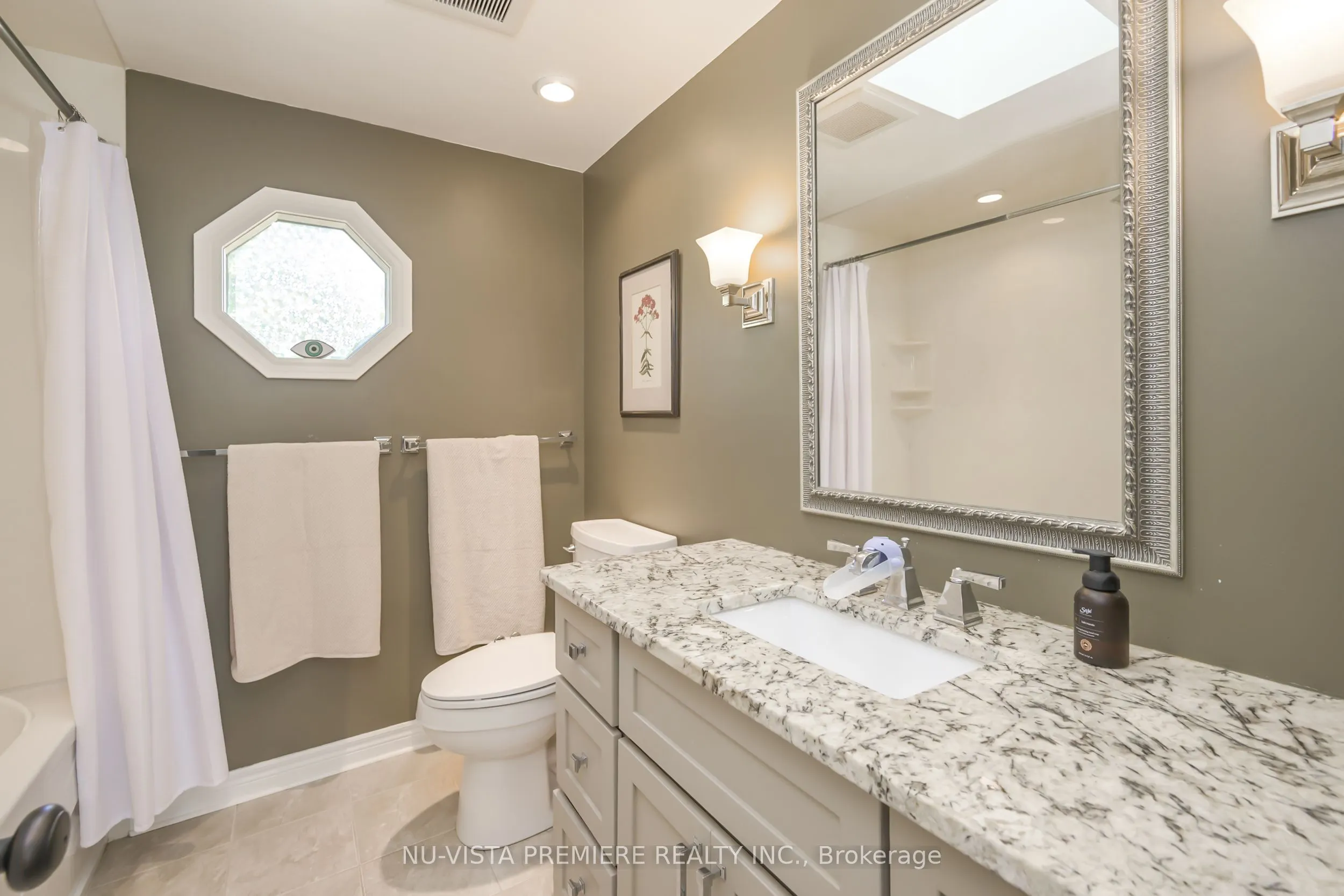 237 Castlegrove Boulevard
