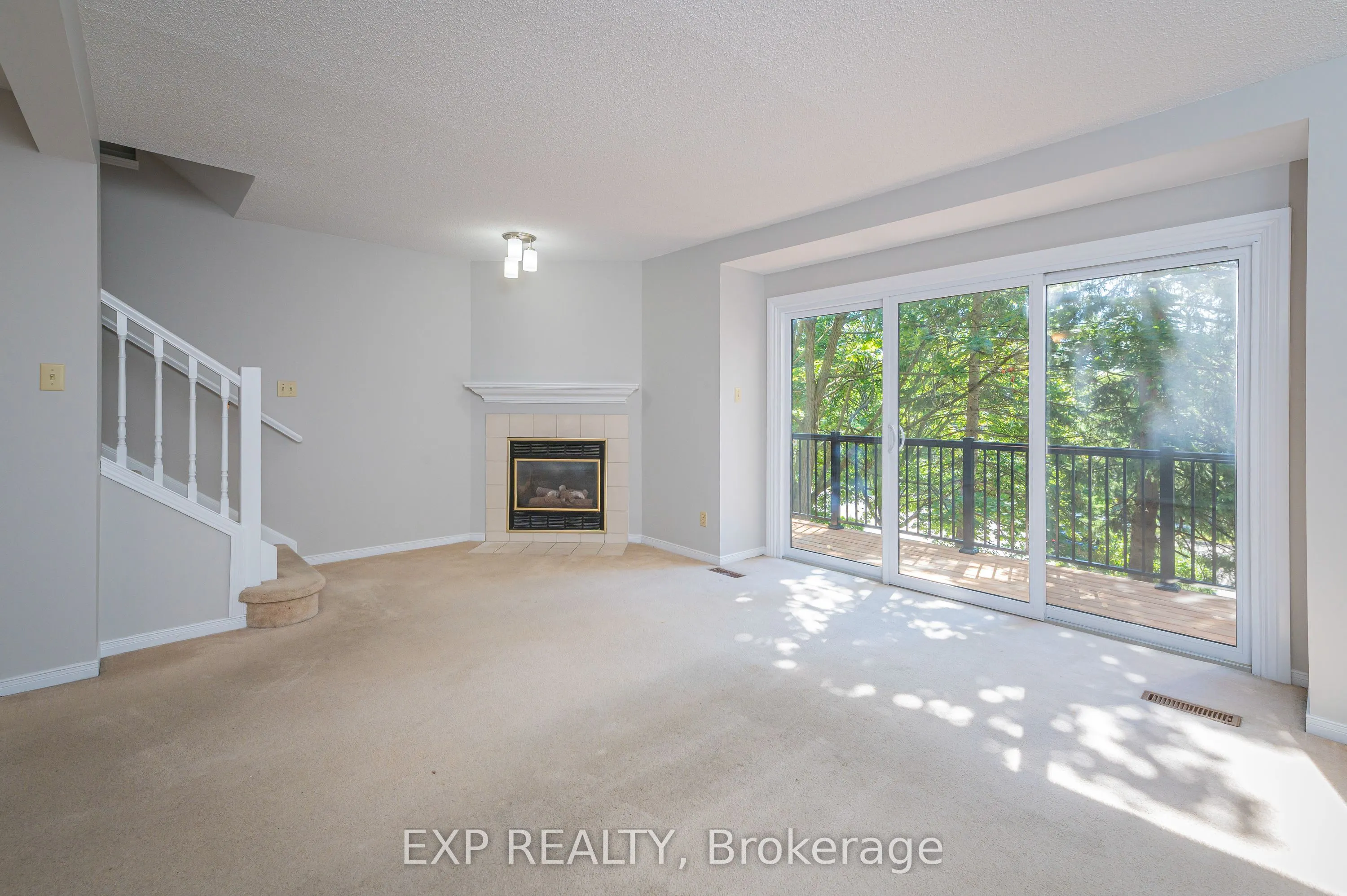250 Keats Way, #8