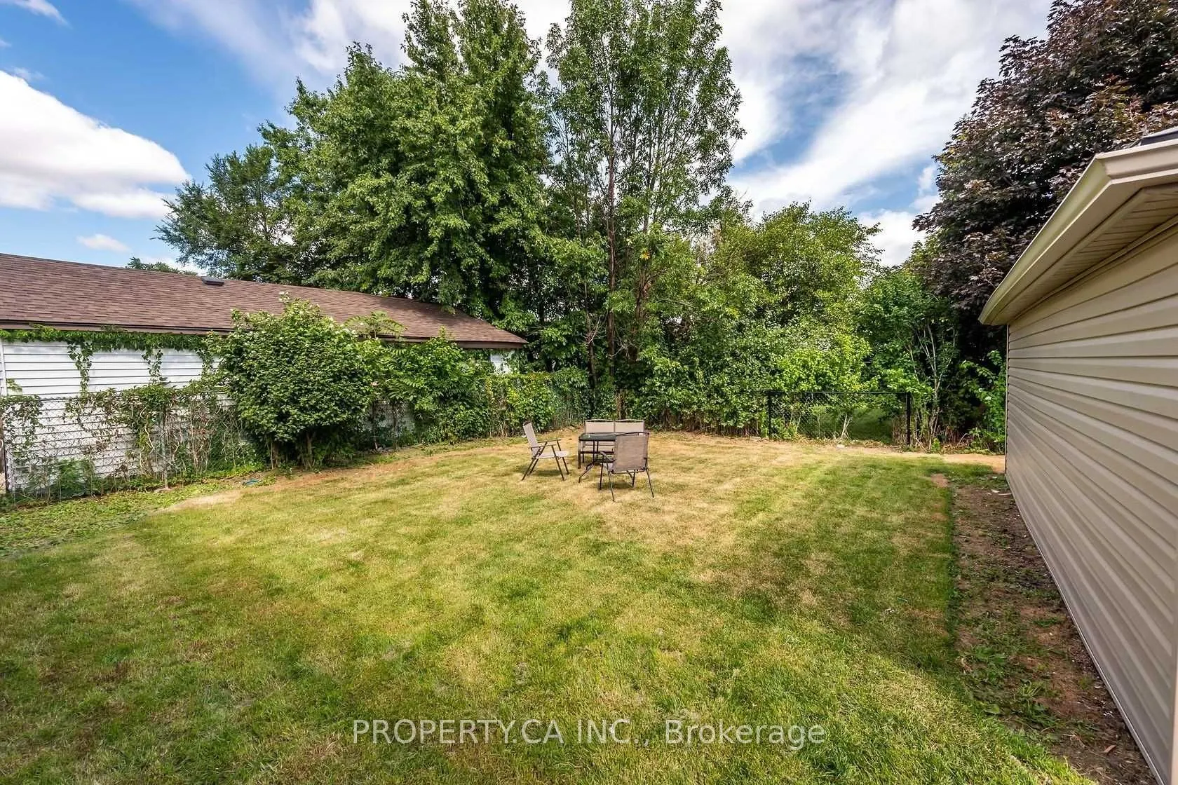 7 Bolan Court, #Main
