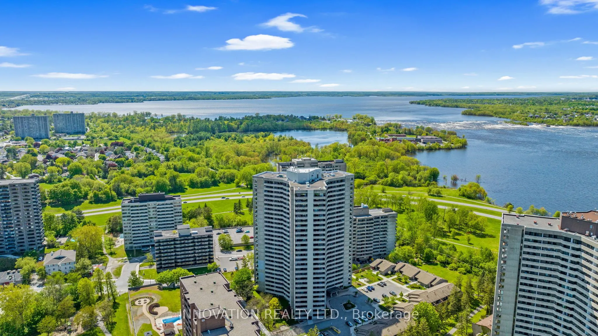 1171 Ambleside Drive, #1905