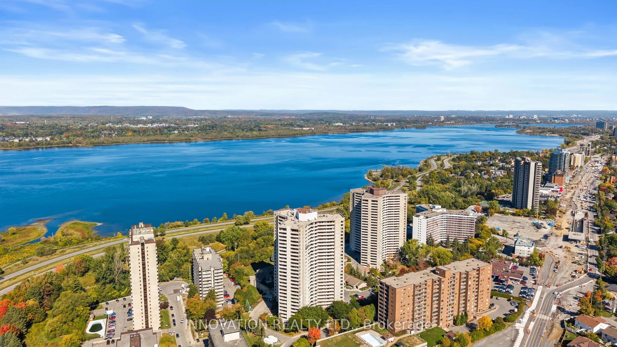 1171 Ambleside Drive, #1905