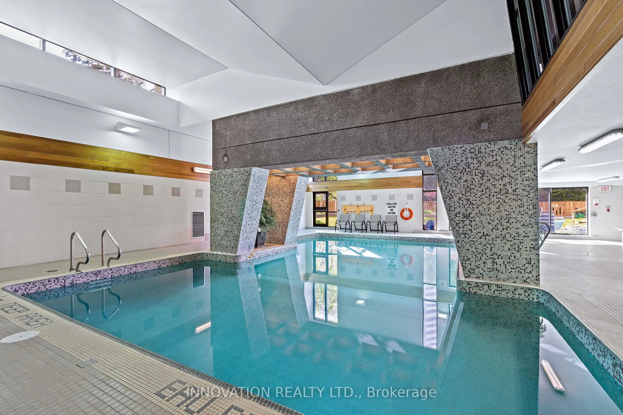 1171 Ambleside Drive, #1905