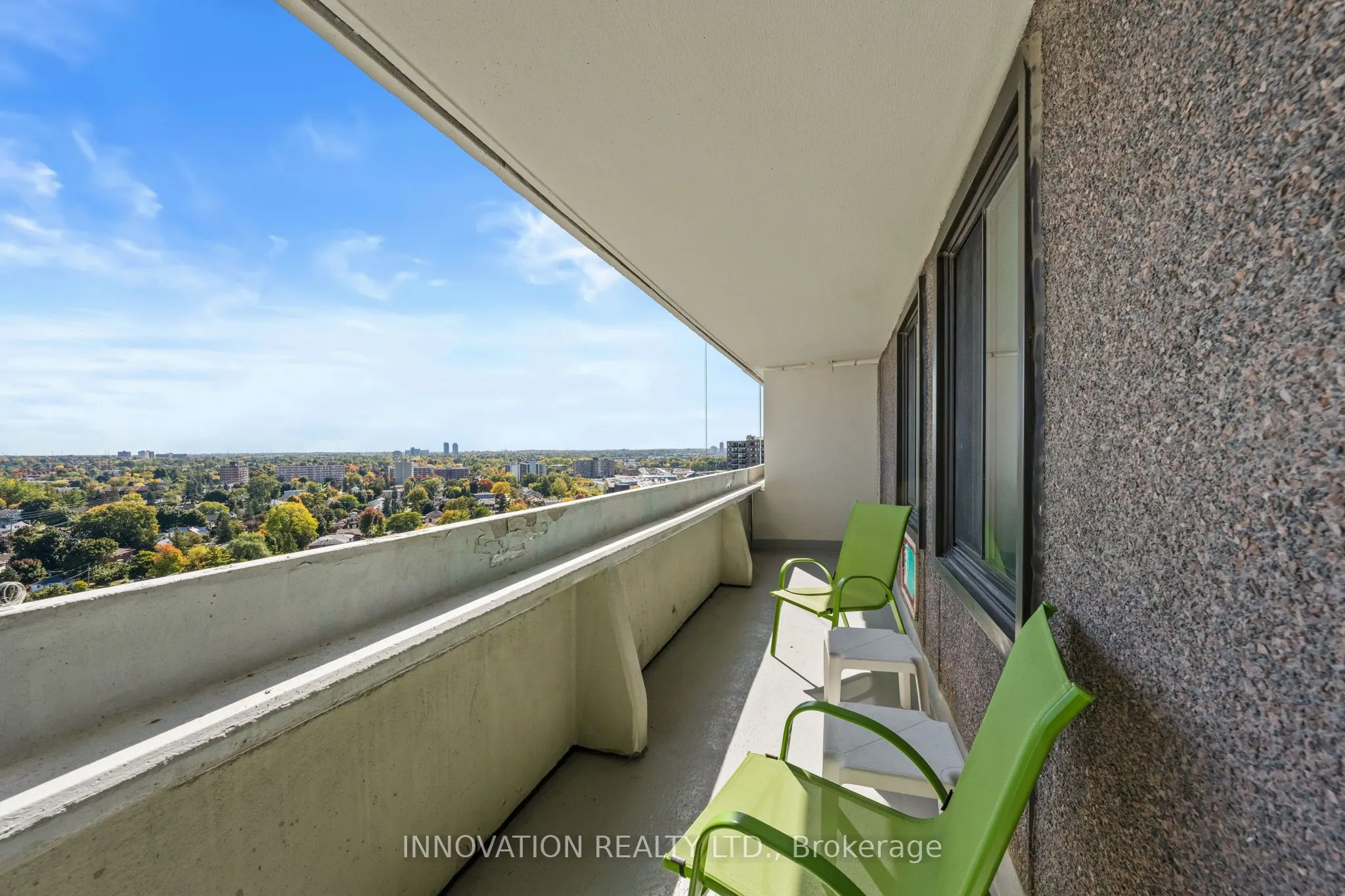 1171 Ambleside Drive, #1905