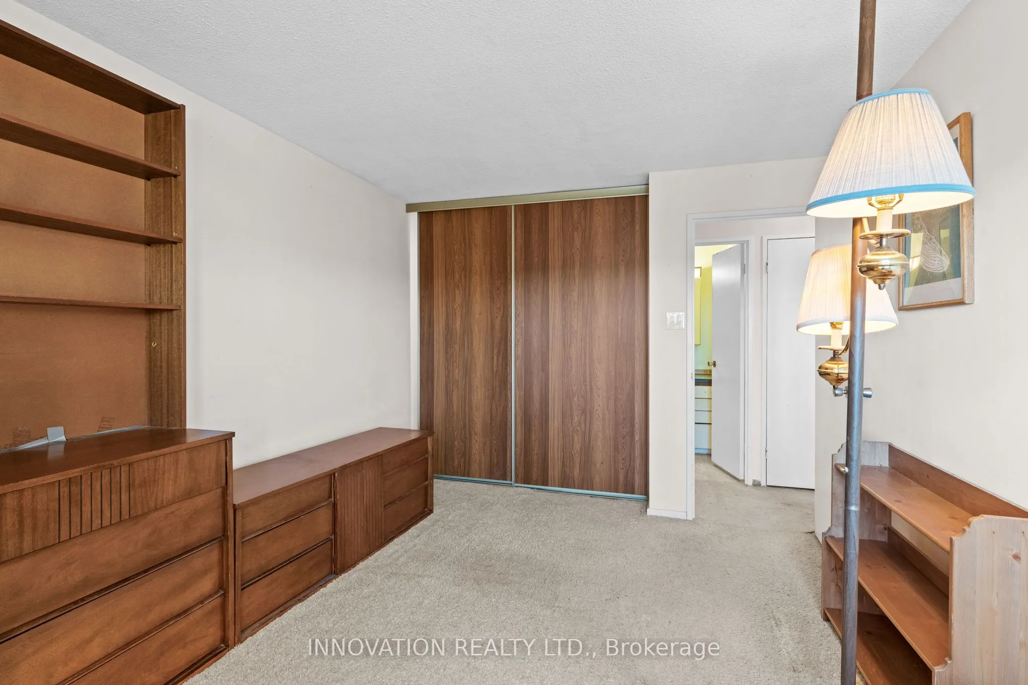 1171 Ambleside Drive, #1905