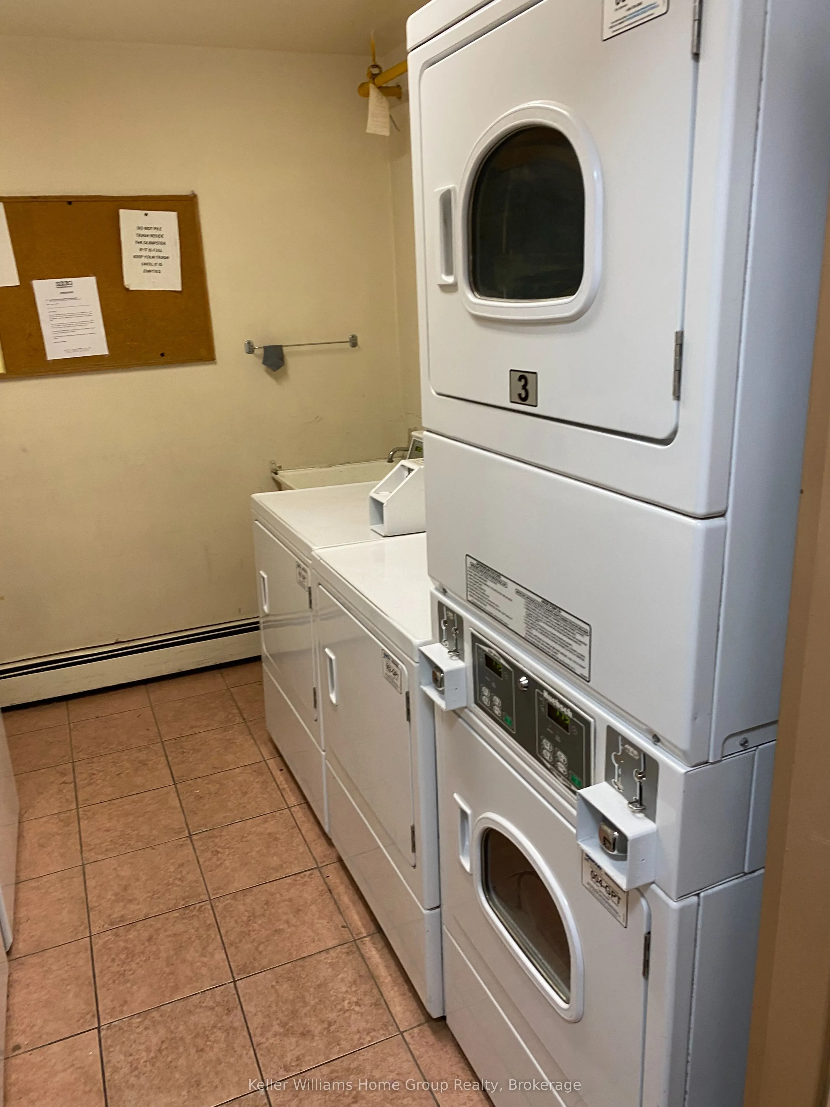 183 Lisgar Avenue, #508