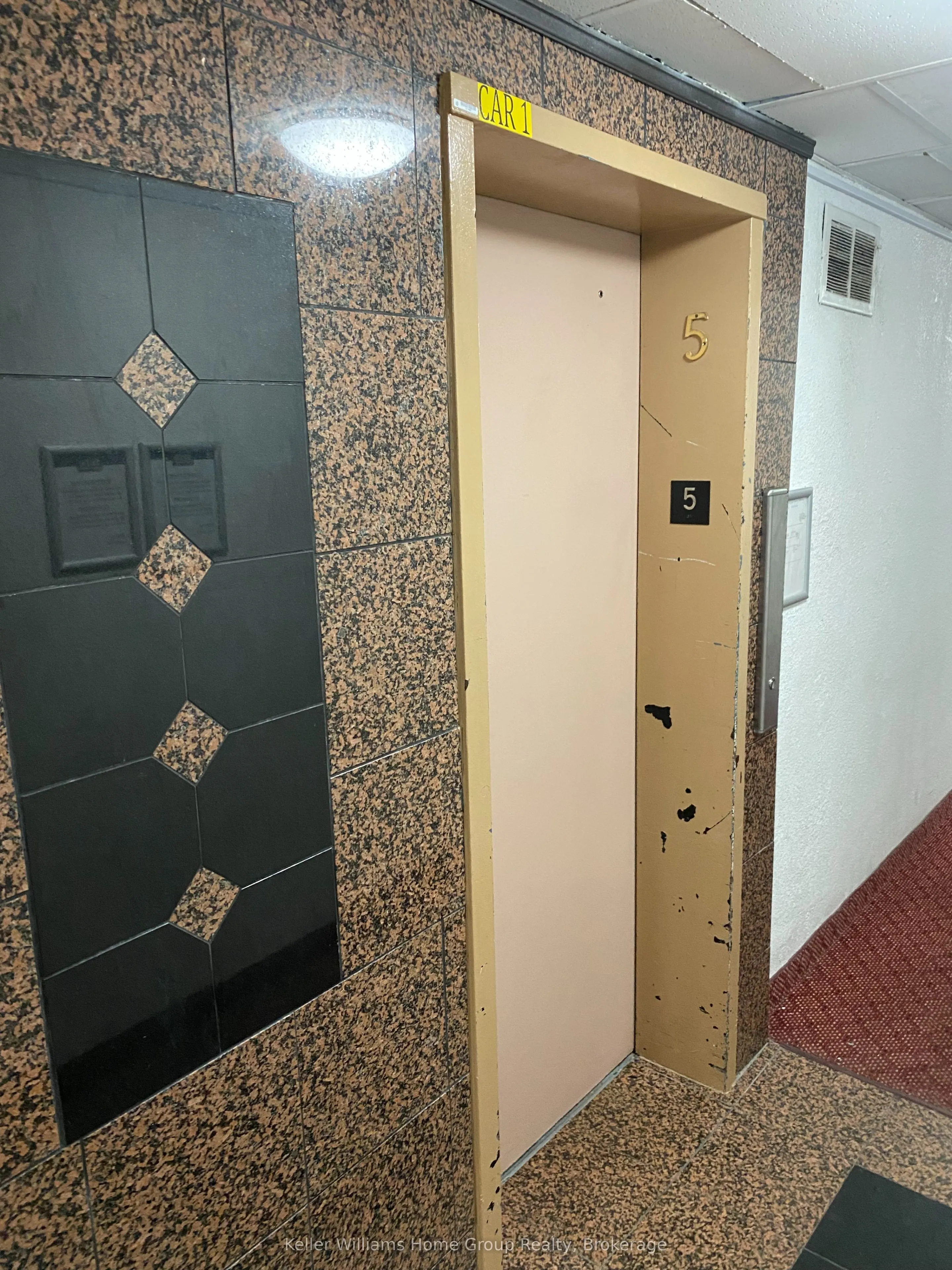183 Lisgar Avenue, #508